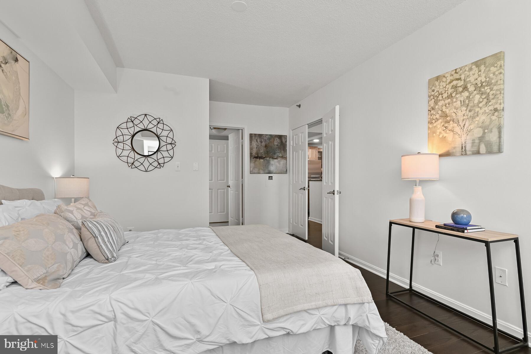 THE CHRISTOPHER - Residential