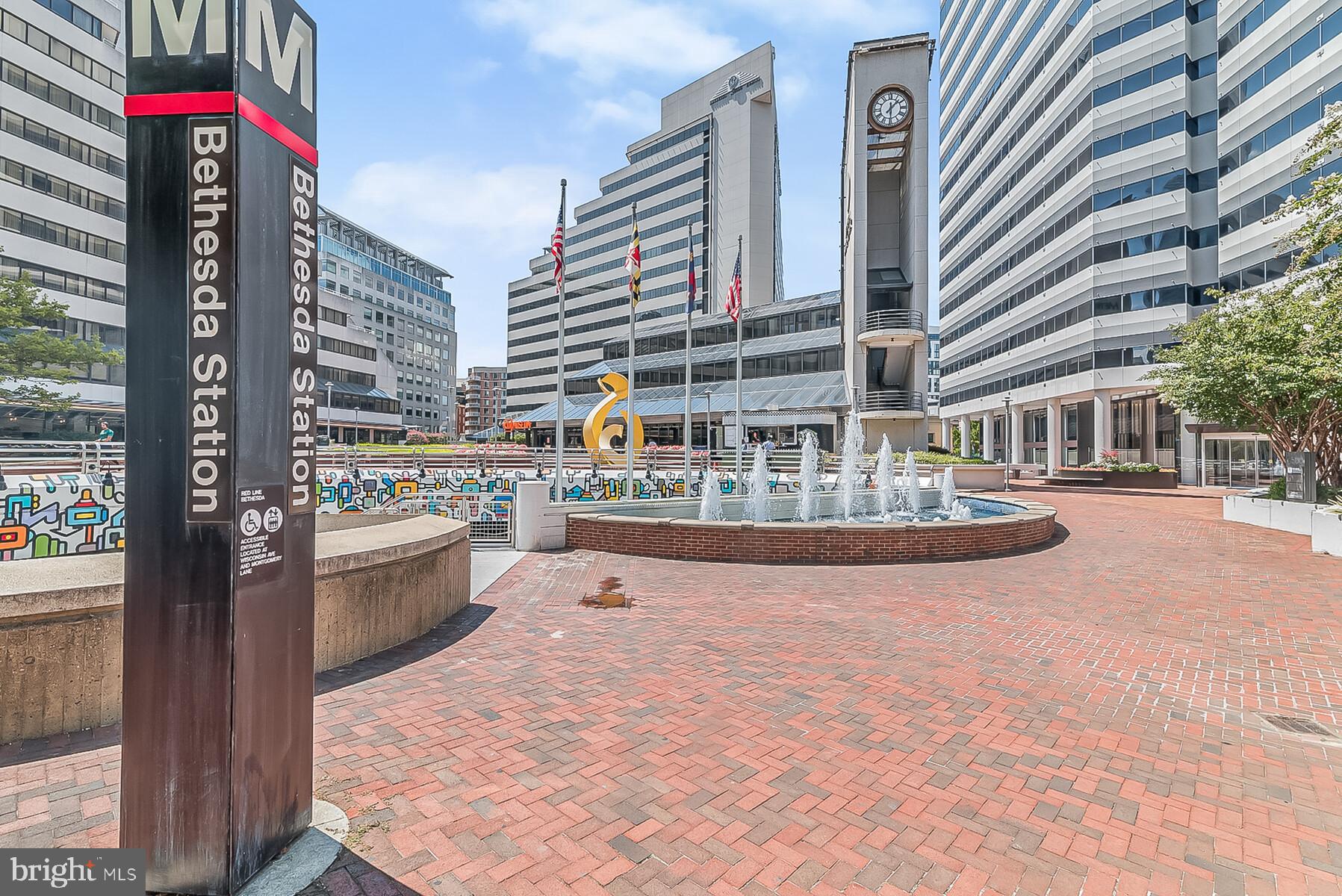 THE CHRISTOPHER - Residential