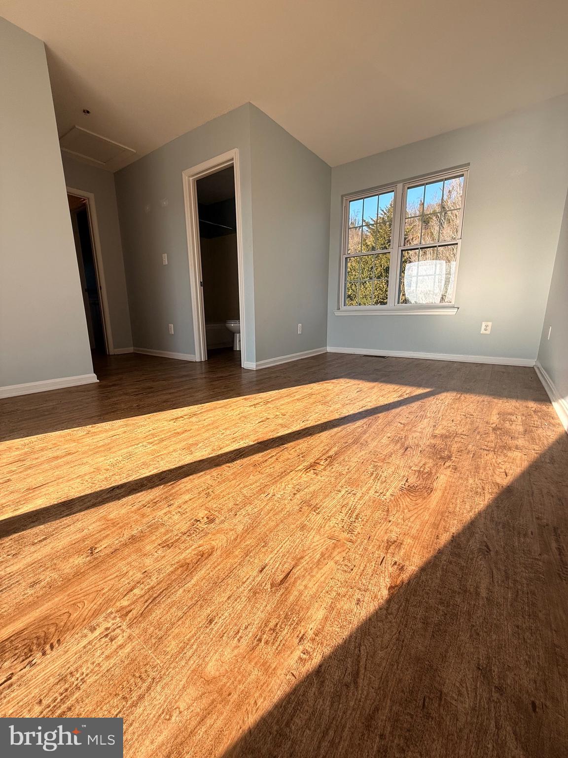 TOMES LANDING - Residential