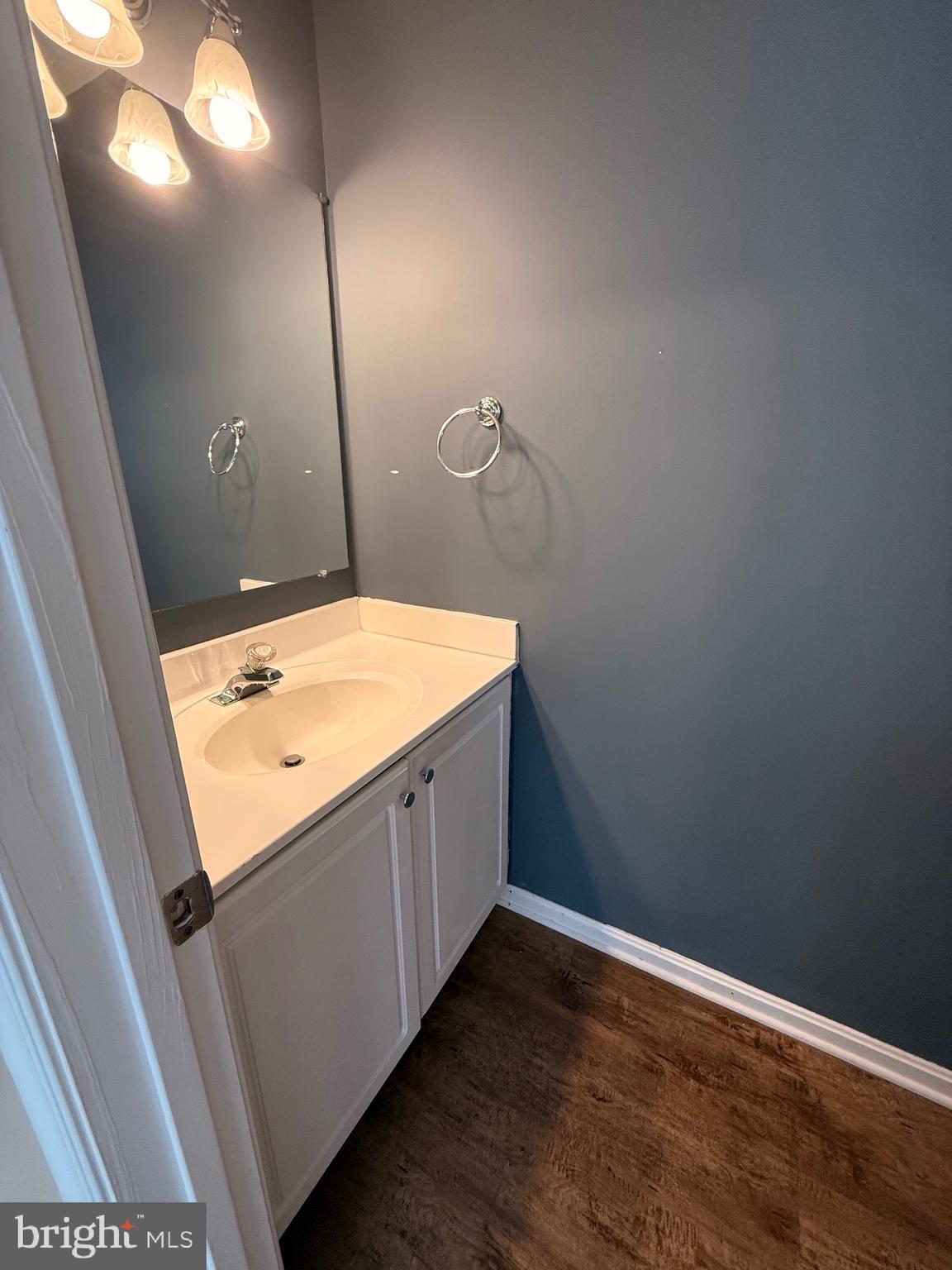 TOMES LANDING - Residential