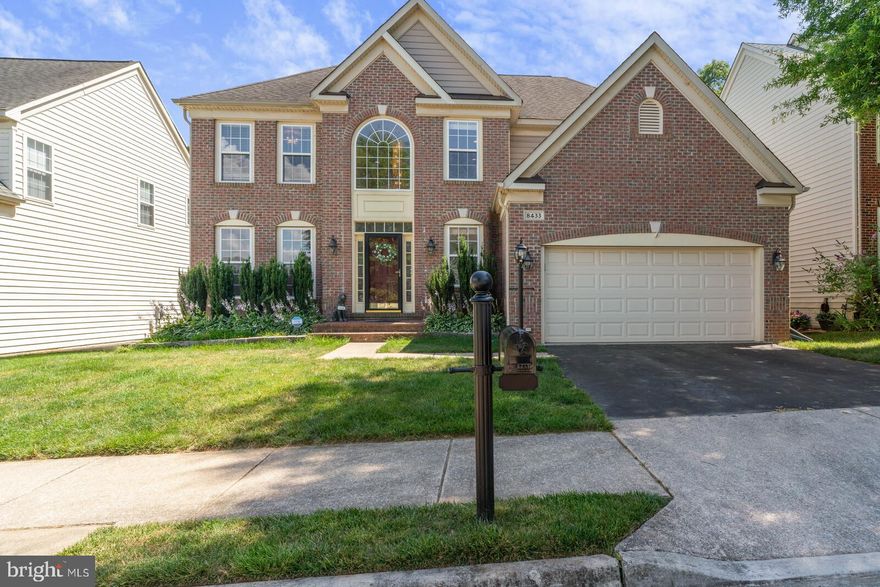 THIS BEAUTIFUL SINGLE FAMILY HOME IS JUST IN THE PERFECT LOCATION OF LORTON, BACK TO WOODS IN A CULDE SAC, WITH A HUGE DECK, LOTS OF STREET PARKING, NEAR THE AMTRAK STATION, CLOSE TO BIKE AND HIKING TRAILS, EQUESTRIAN  FIELD AND THE BASEMENT CAN BE USED AS AN APARTMENT OR ALSO AS AN ENTERTAINMENT LEVEL.
HARDWOOD FLOORS, NEW CARPET STAIRS AND MORE.