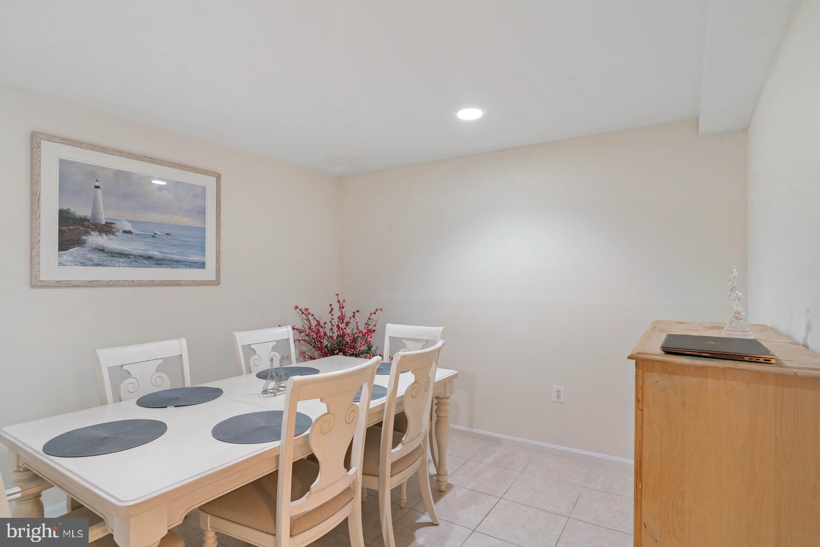 VILLAGE AT LORTON VALLEY - Residential