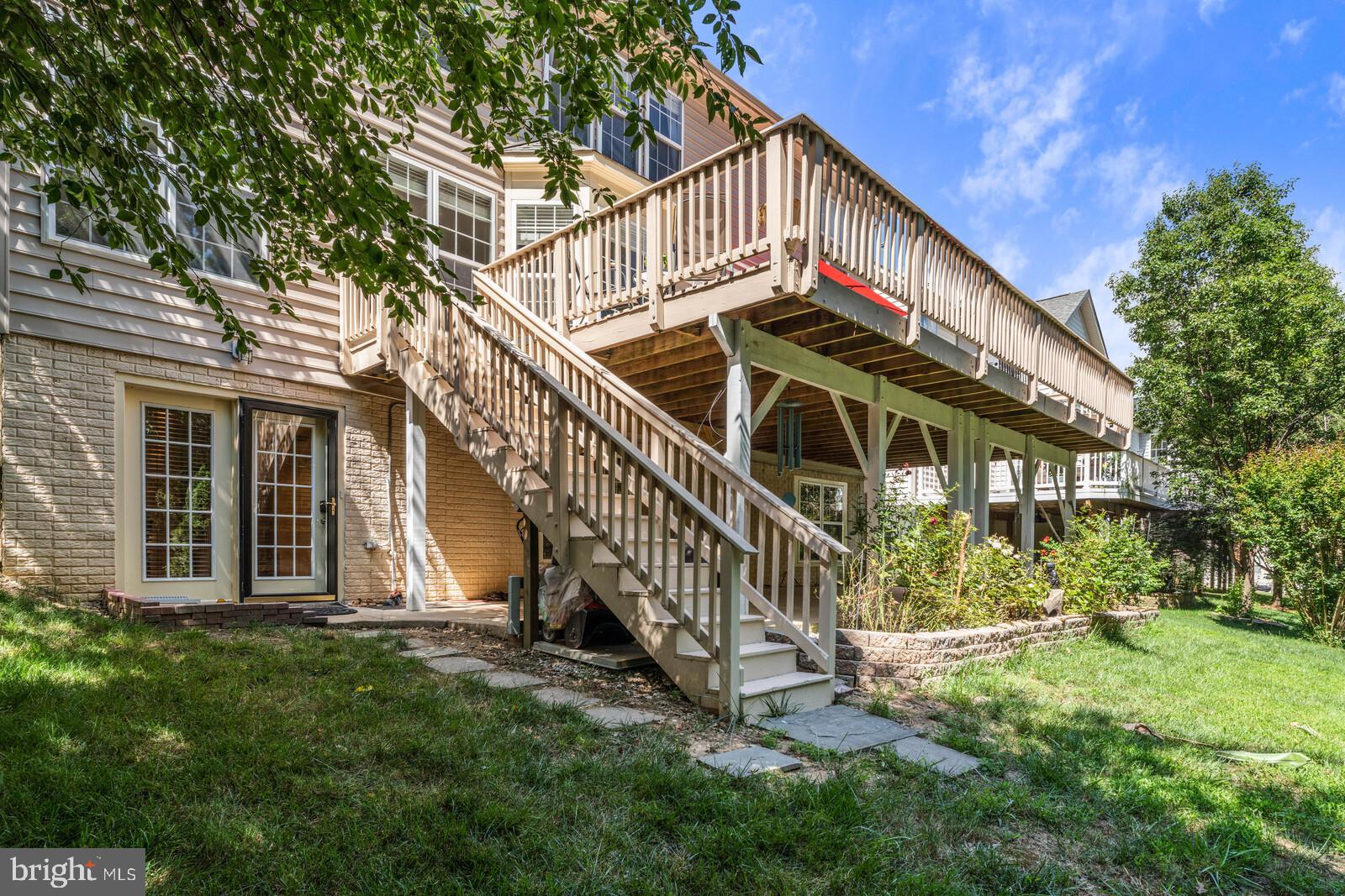 VILLAGE AT LORTON VALLEY - Residential