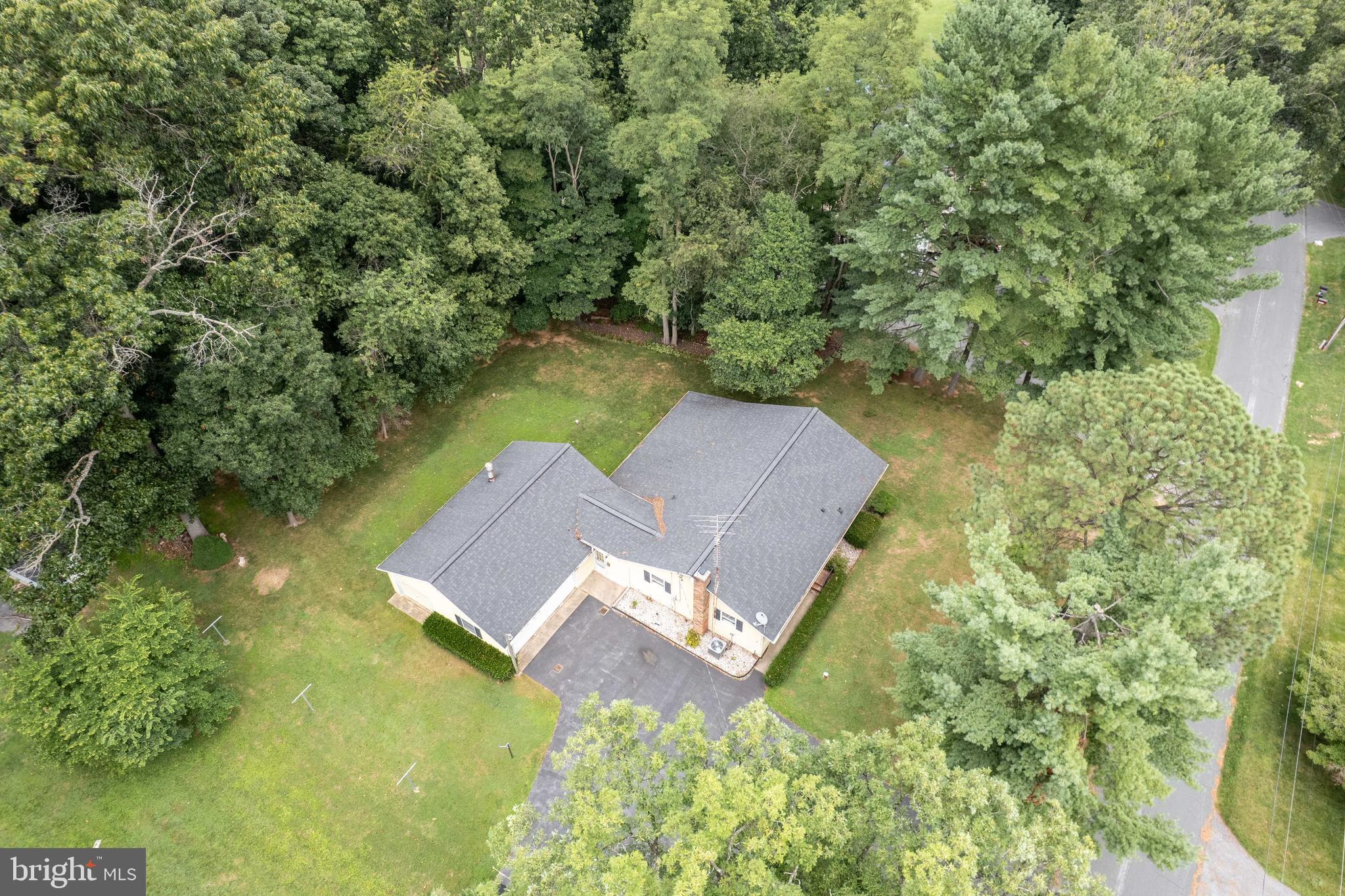 15914 DARK HOLLOW ROAD