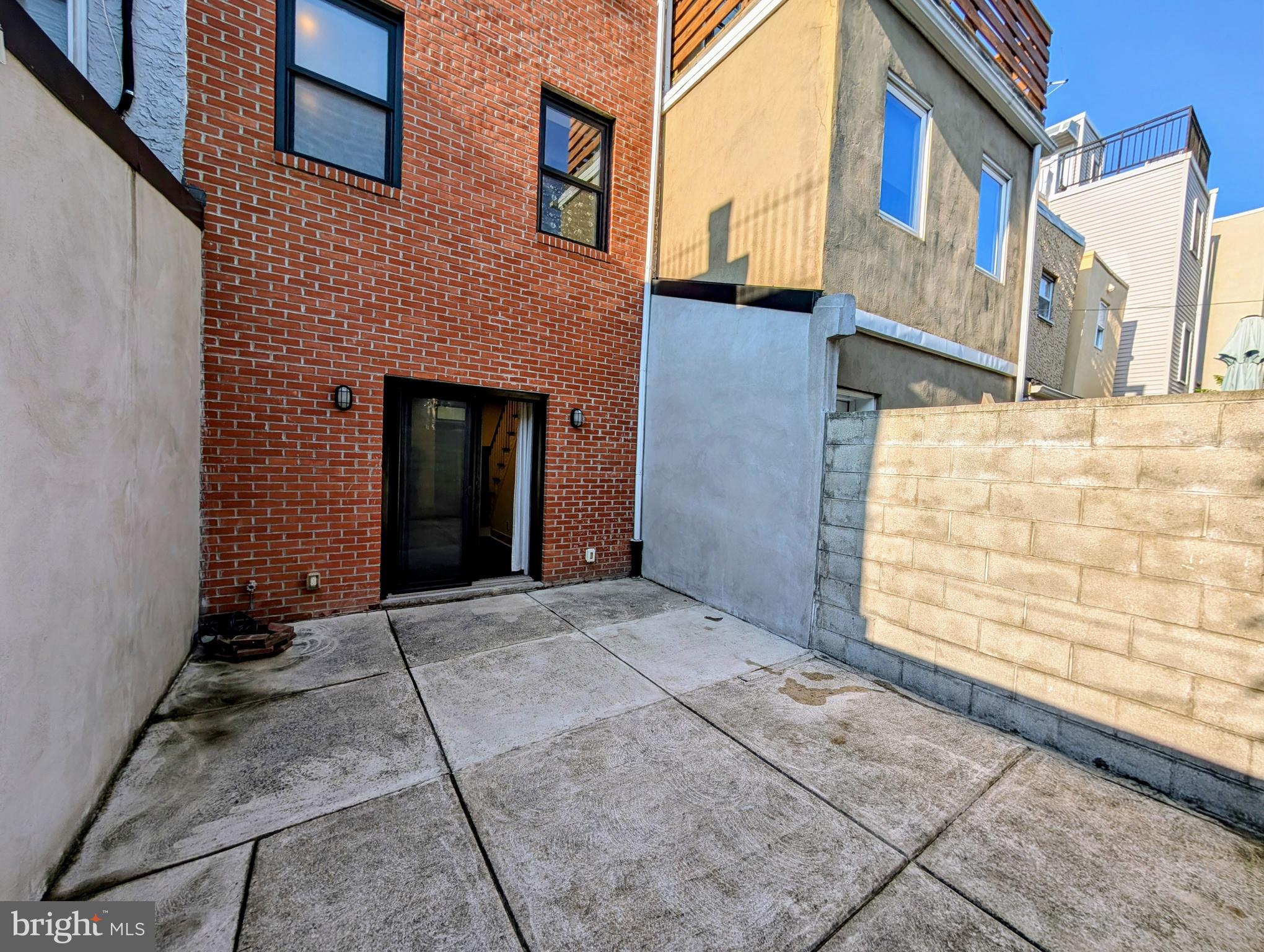 PASSYUNK SQUARE - Residential Lease
