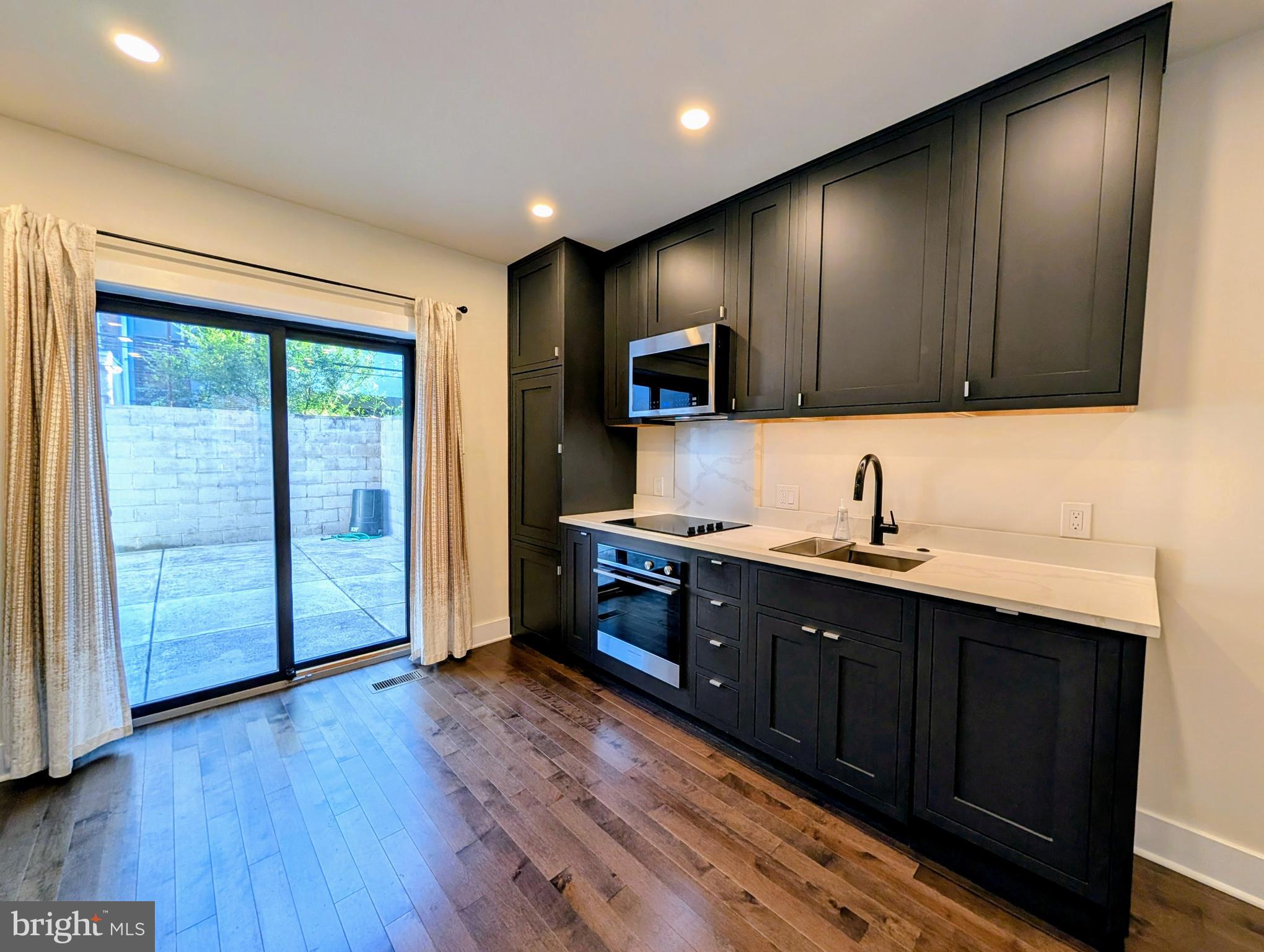 PASSYUNK SQUARE - Residential Lease