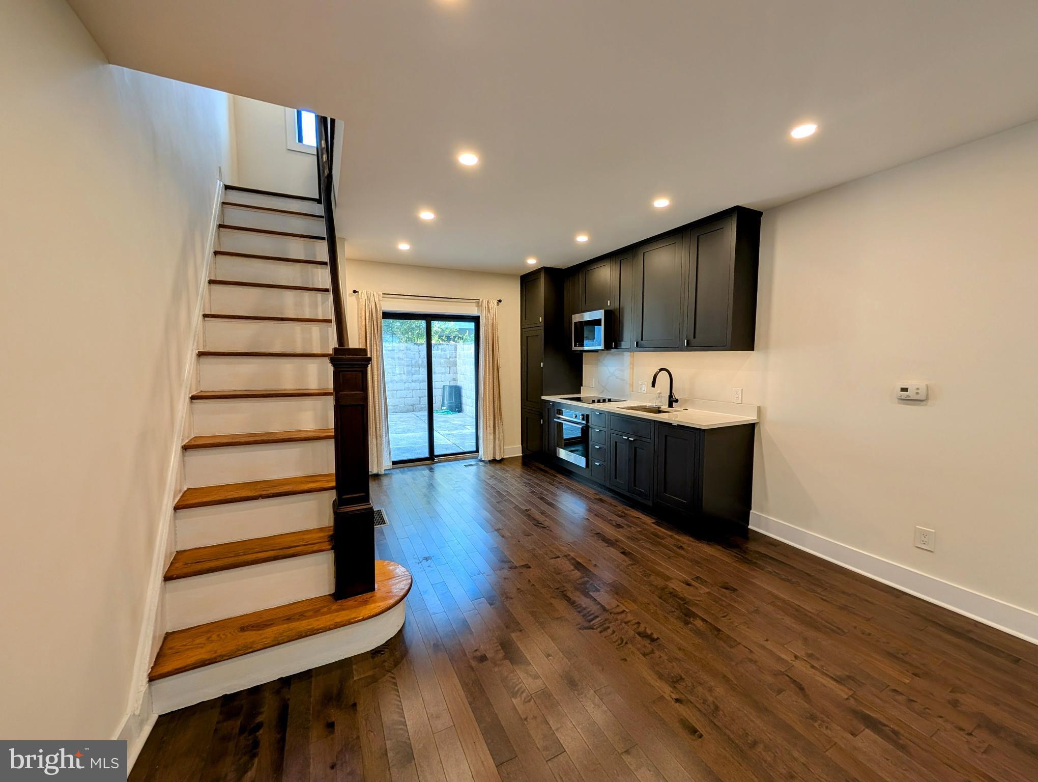 PASSYUNK SQUARE - Residential Lease