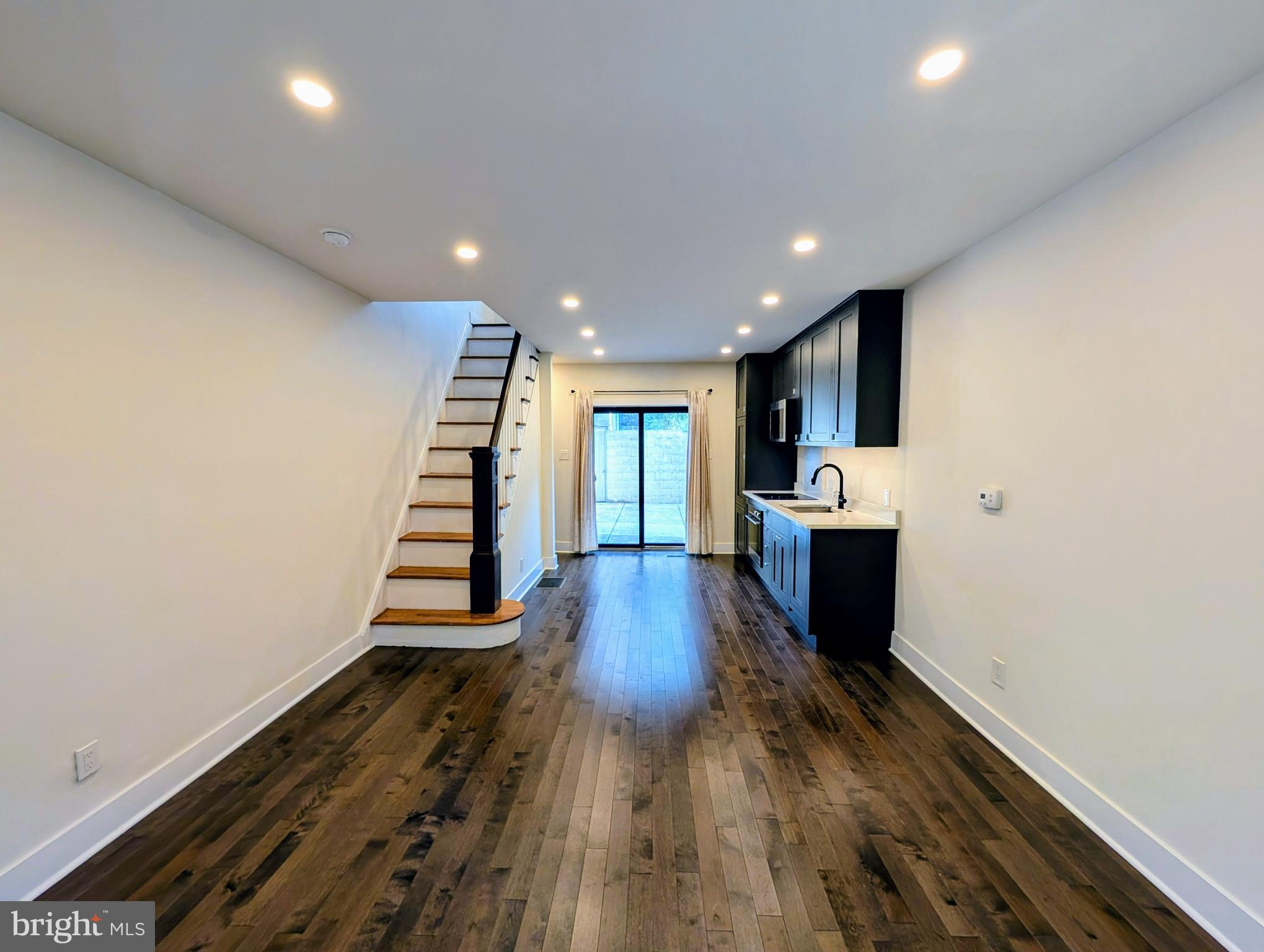 PASSYUNK SQUARE - Residential Lease