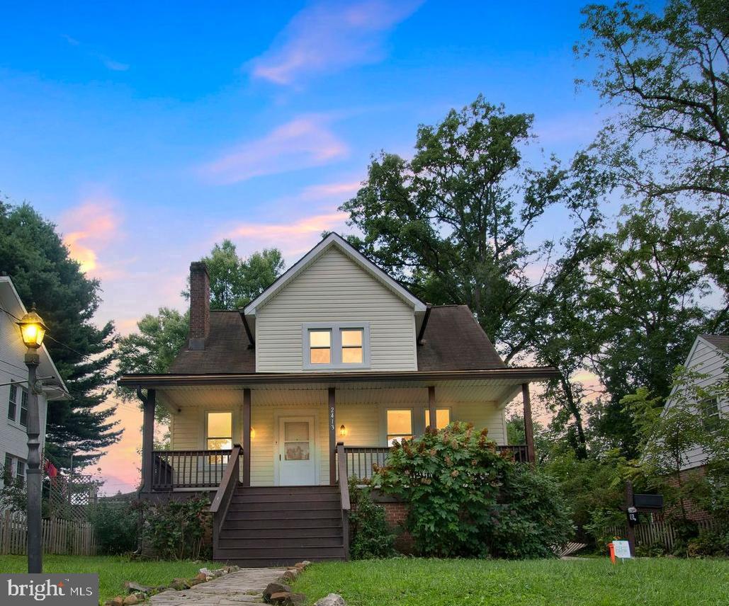 LARCHMONT - Residential Lease