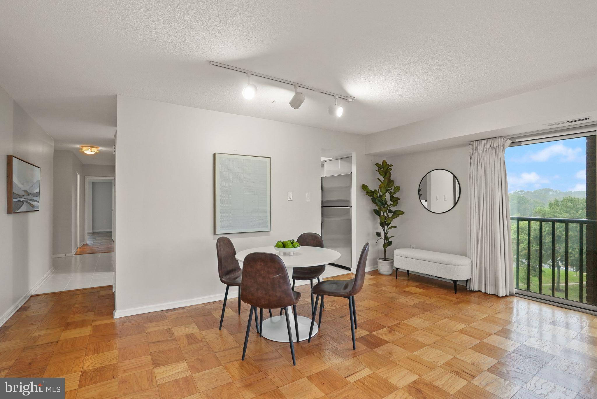 HORIZON HOUSE - Residential