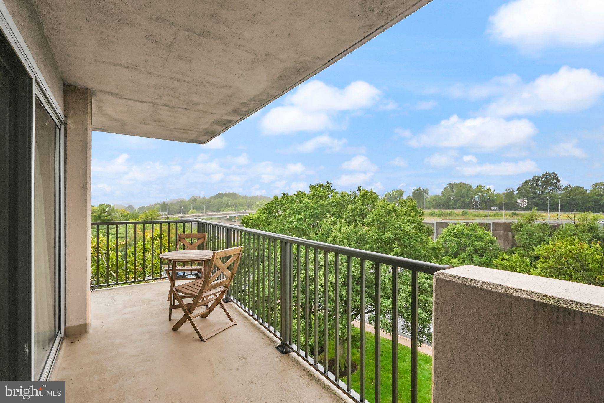 HORIZON HOUSE - Residential