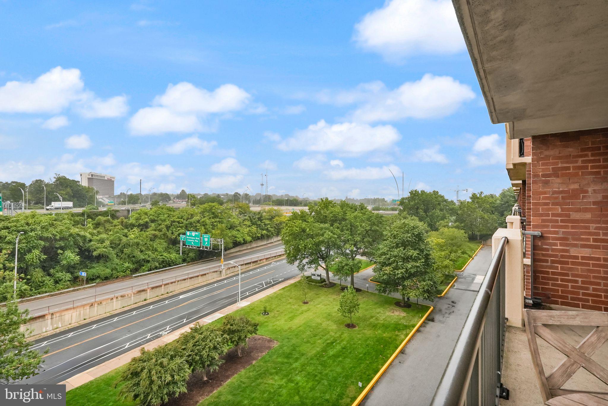 HORIZON HOUSE - Residential