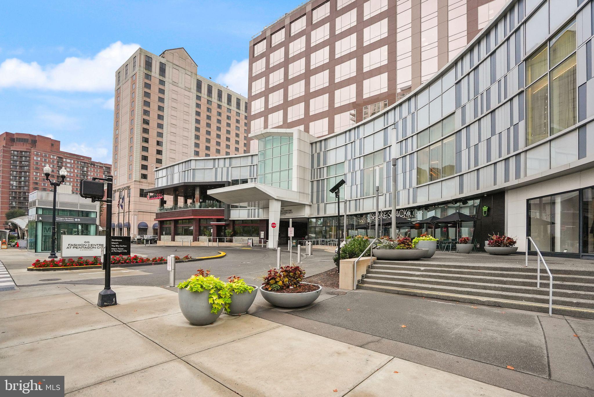 HORIZON HOUSE - Residential