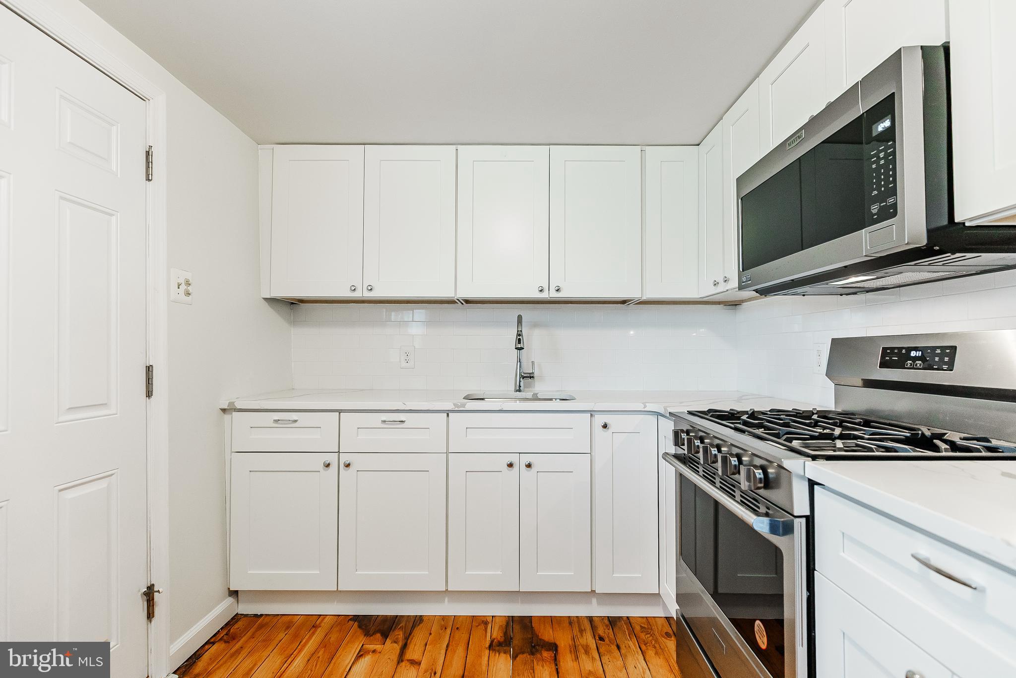 GLENSIDE - Residential Lease