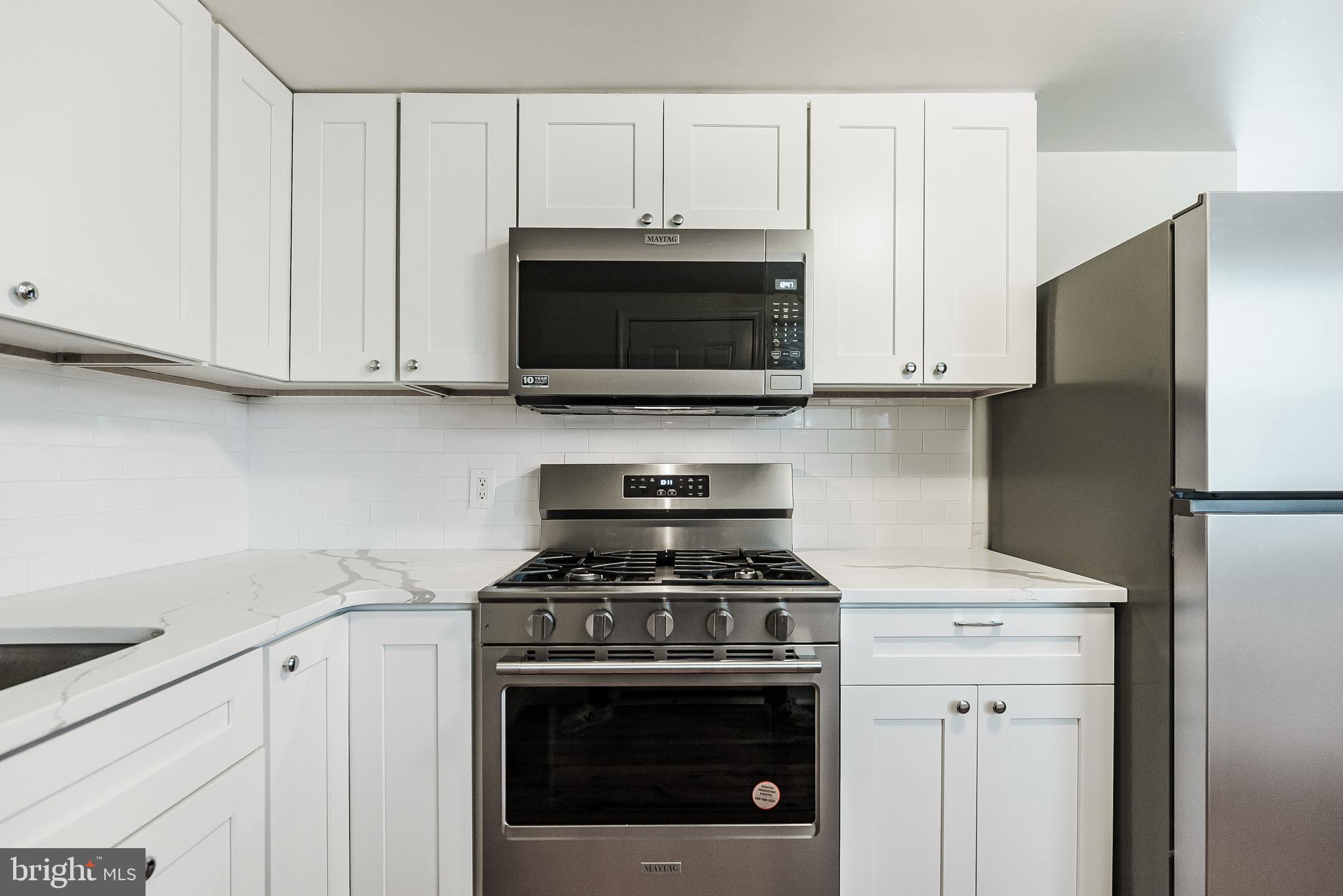 GLENSIDE - Residential Lease