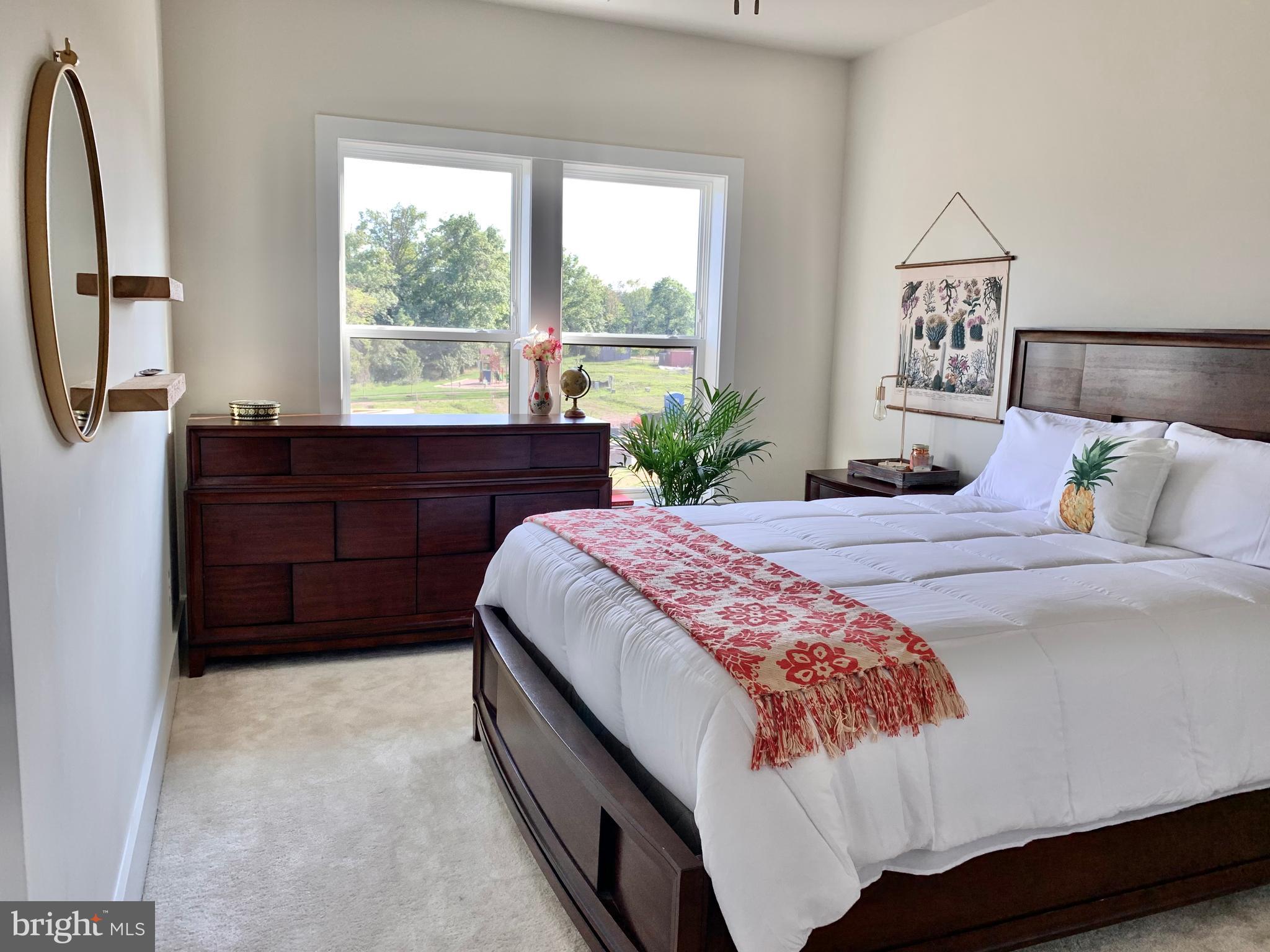 ASHBURN OVERLOOK - Residential Lease