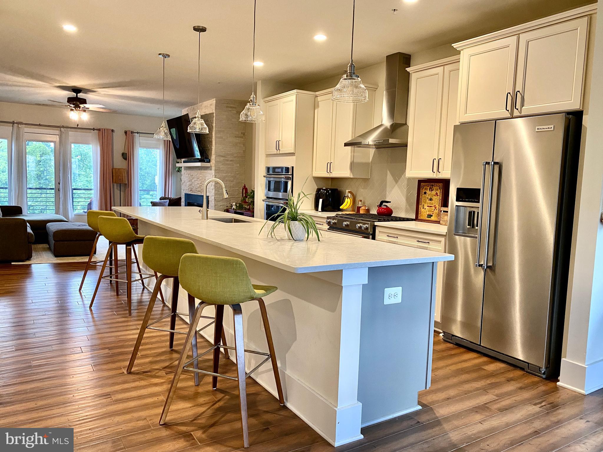 ASHBURN OVERLOOK - Residential Lease