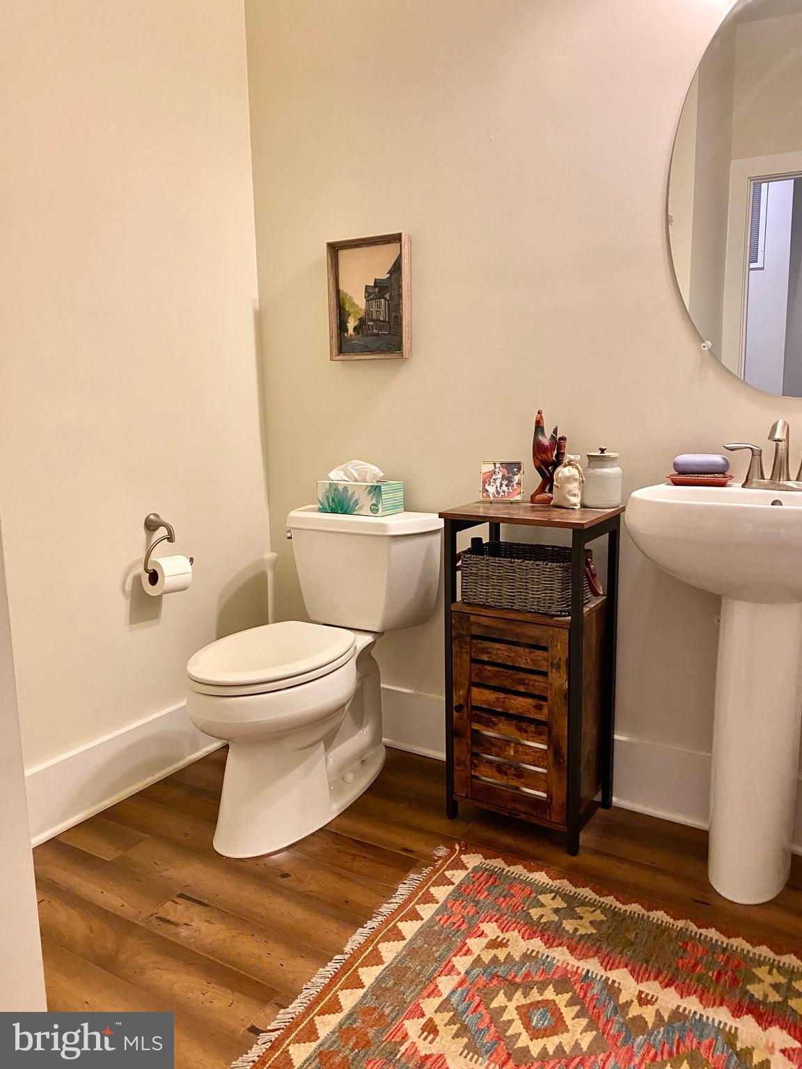 ASHBURN OVERLOOK - Residential Lease