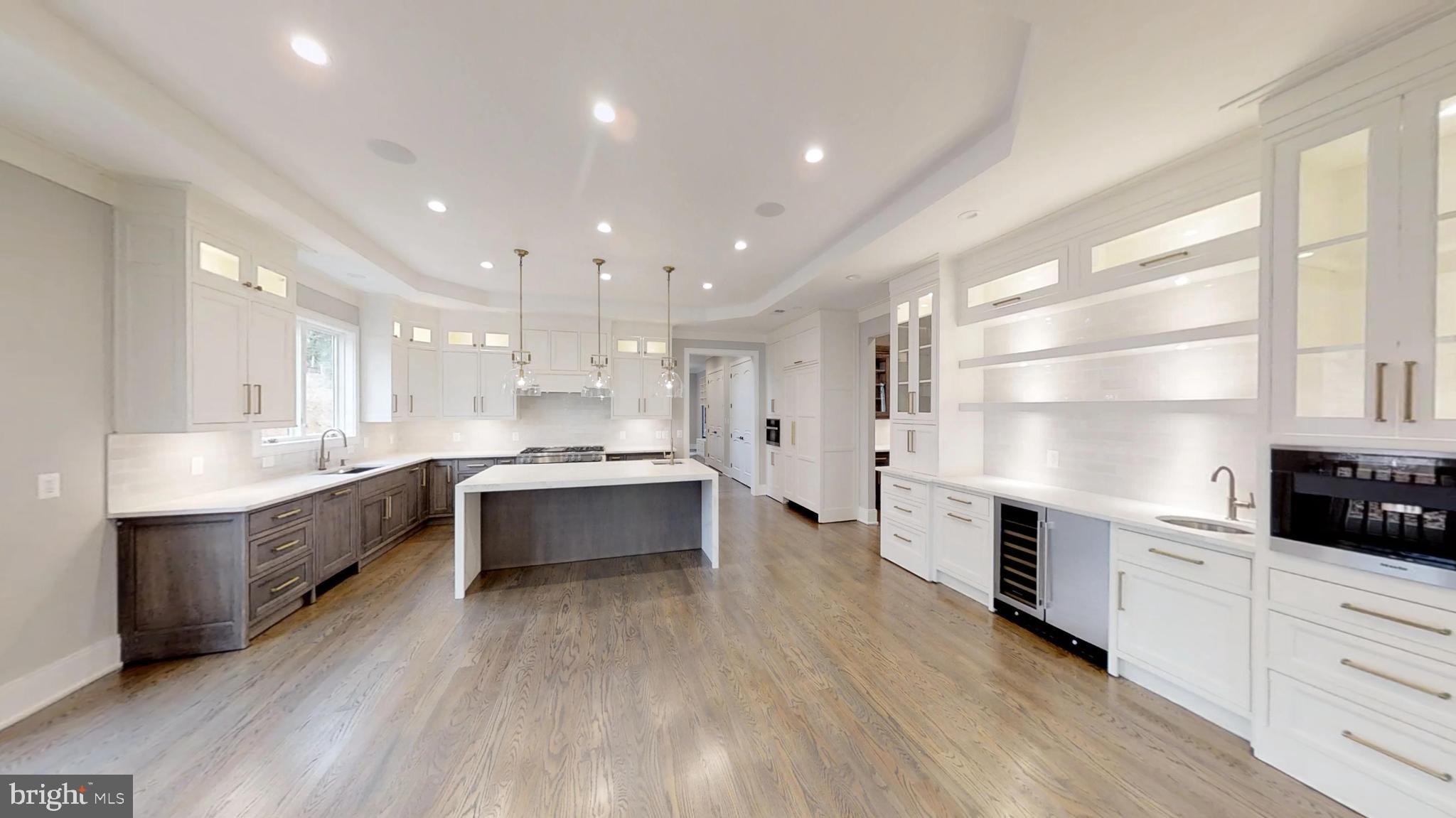 WOODHAVEN - Residential