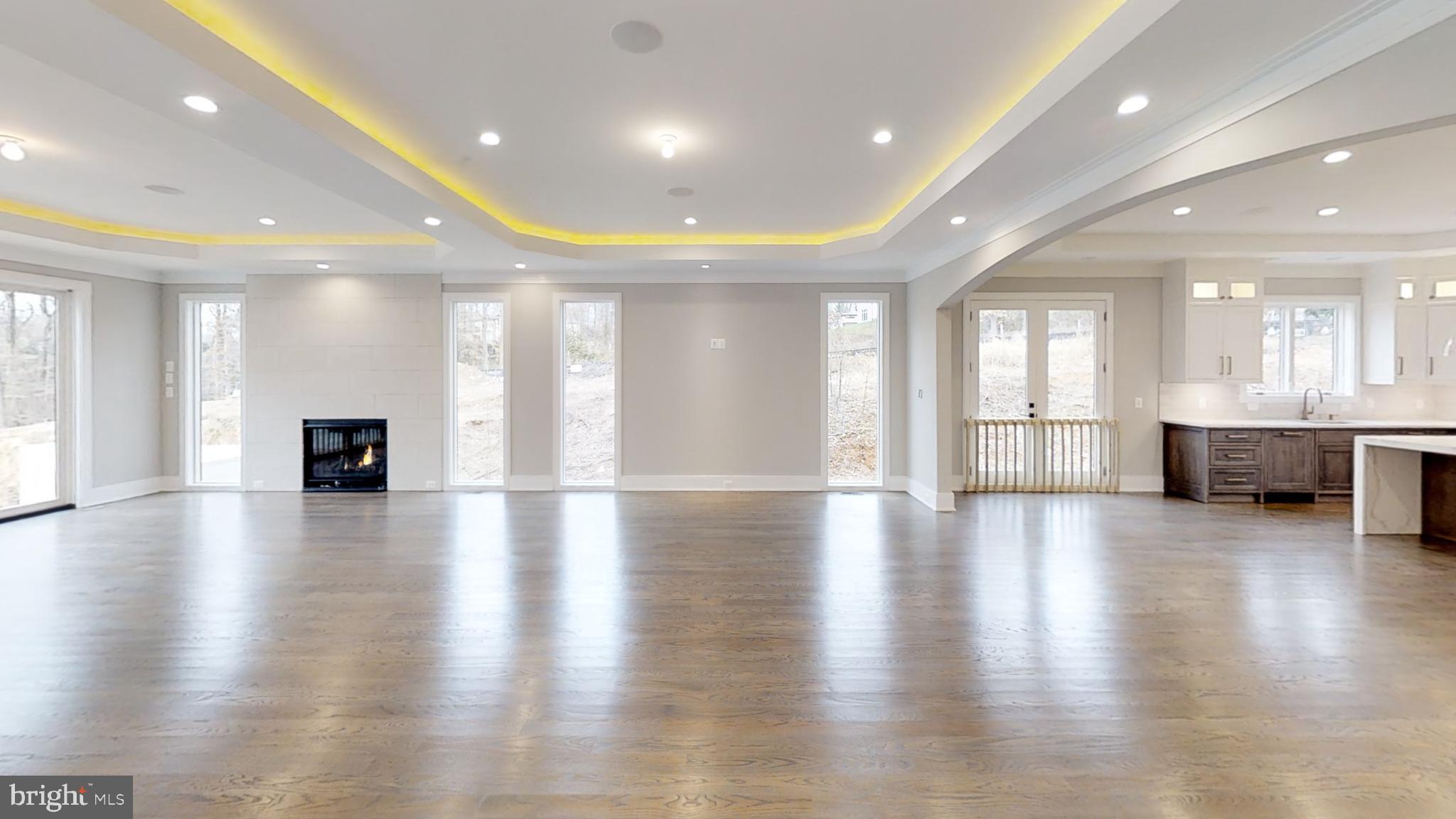 WOODHAVEN - Residential