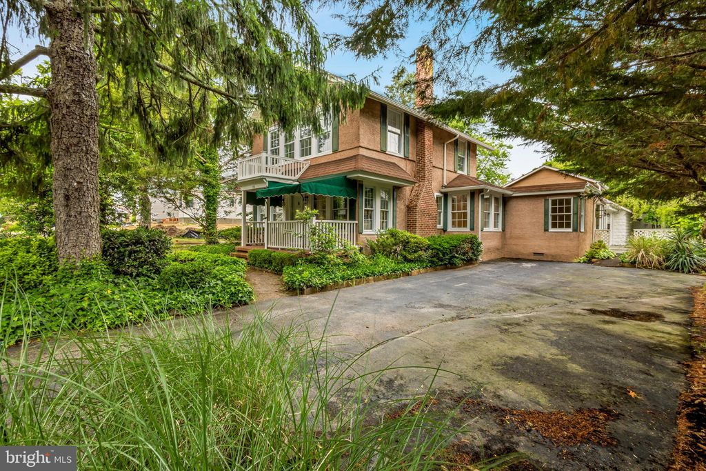 Photo of 110 E Seaview Avenue, LINWOOD, NJ 08221 (MLS # NJAC2021774)