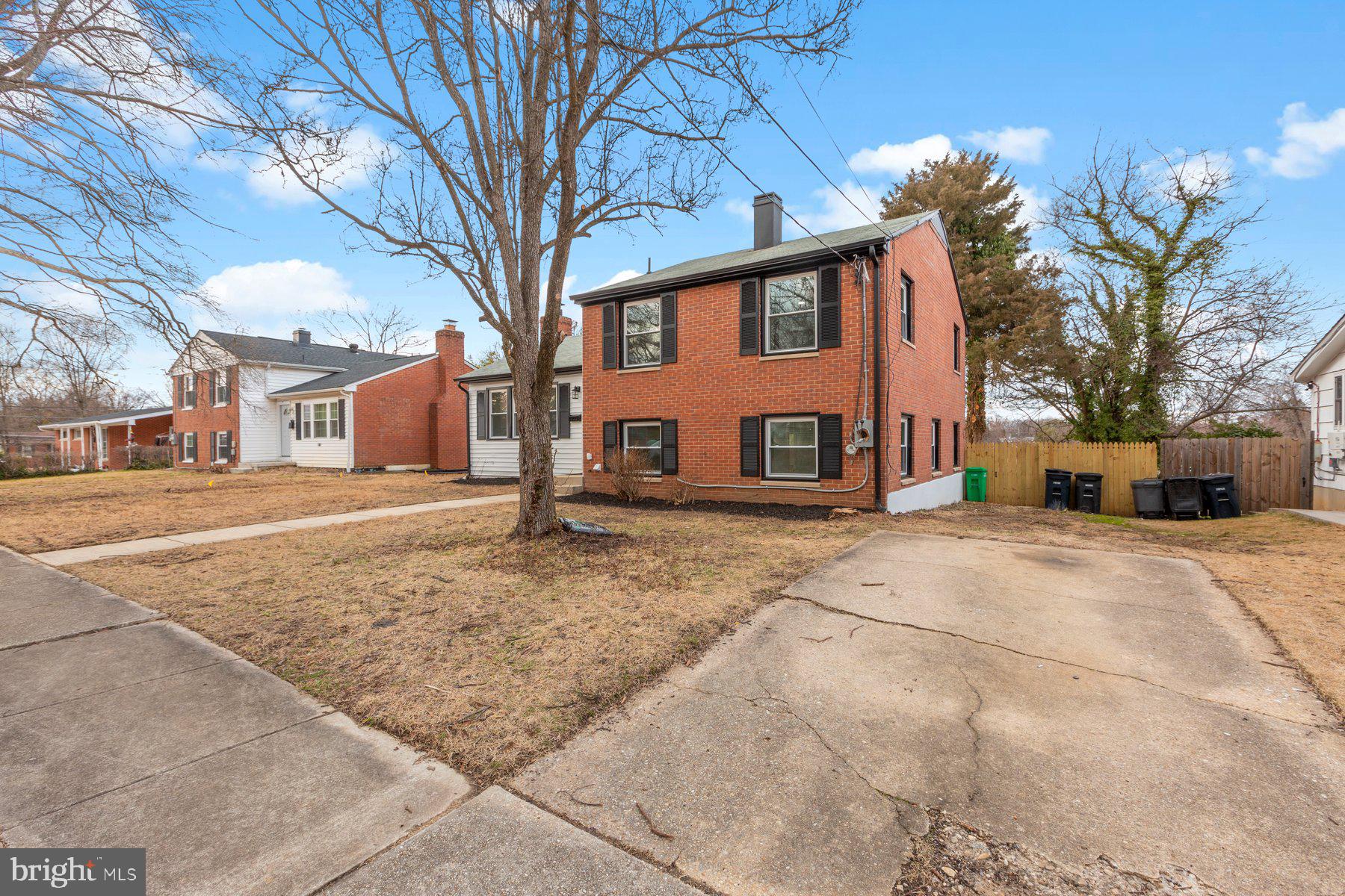 OXON HILL - Residential