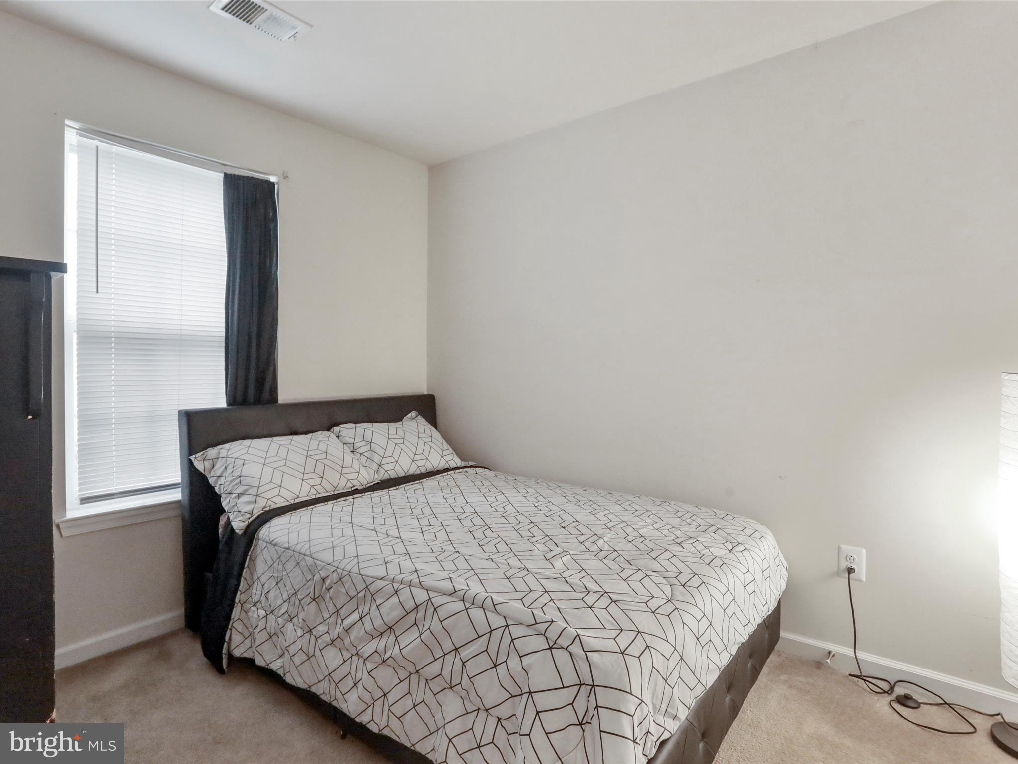 BROOKFIELD - Residential