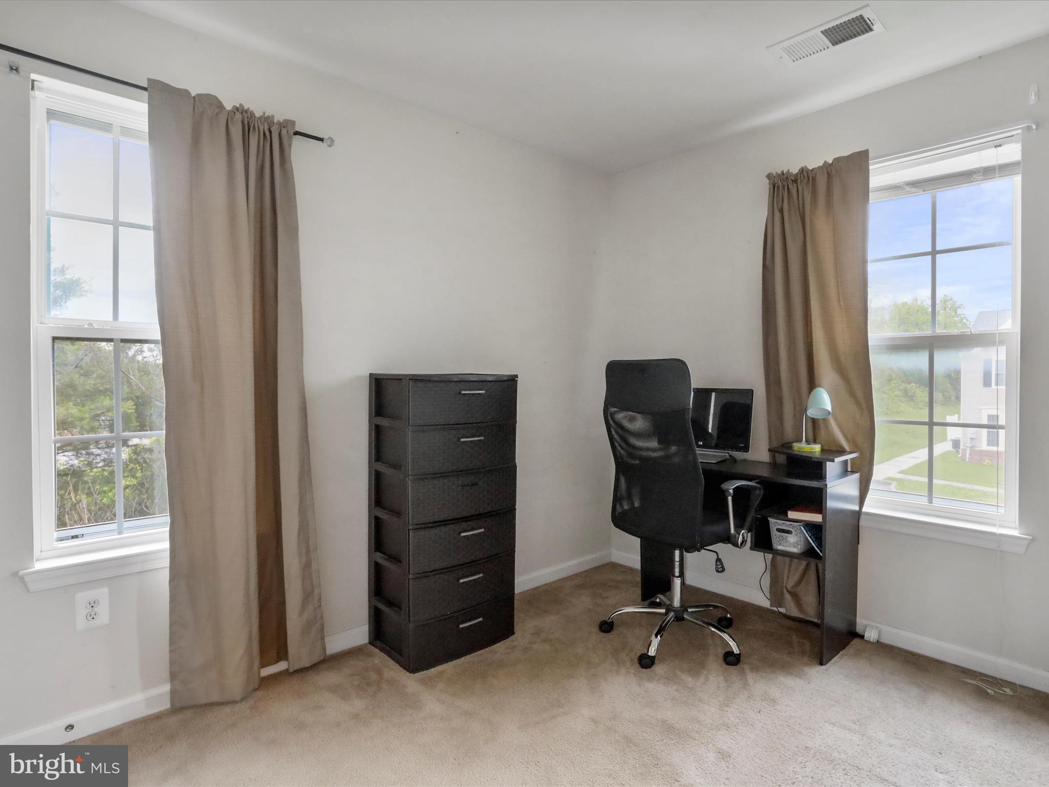 BROOKFIELD - Residential