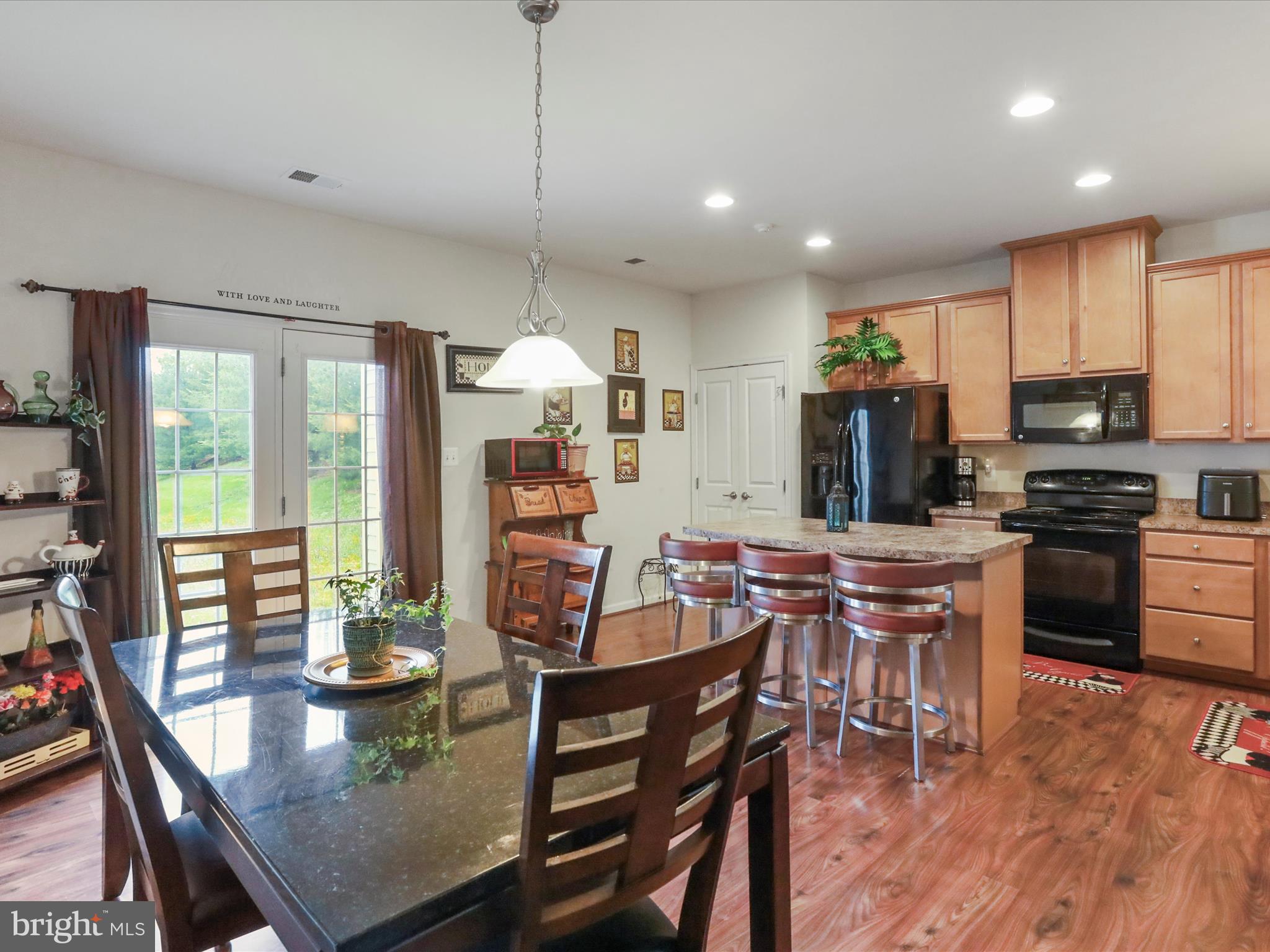 BROOKFIELD - Residential