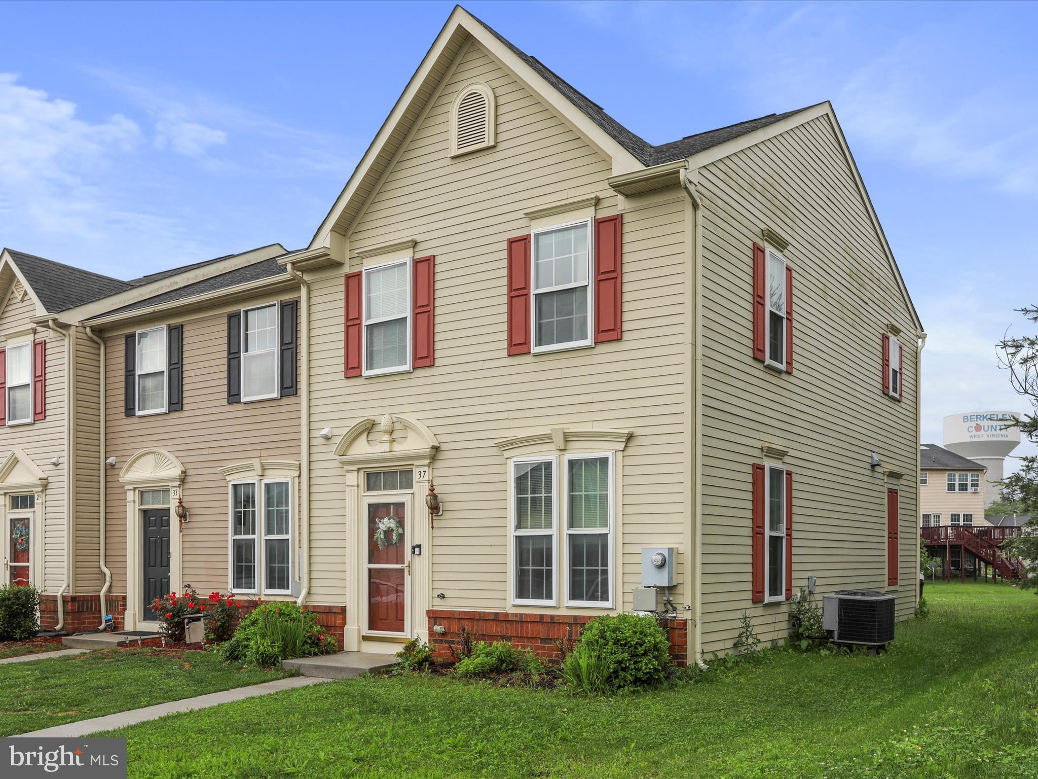 BROOKFIELD - Residential