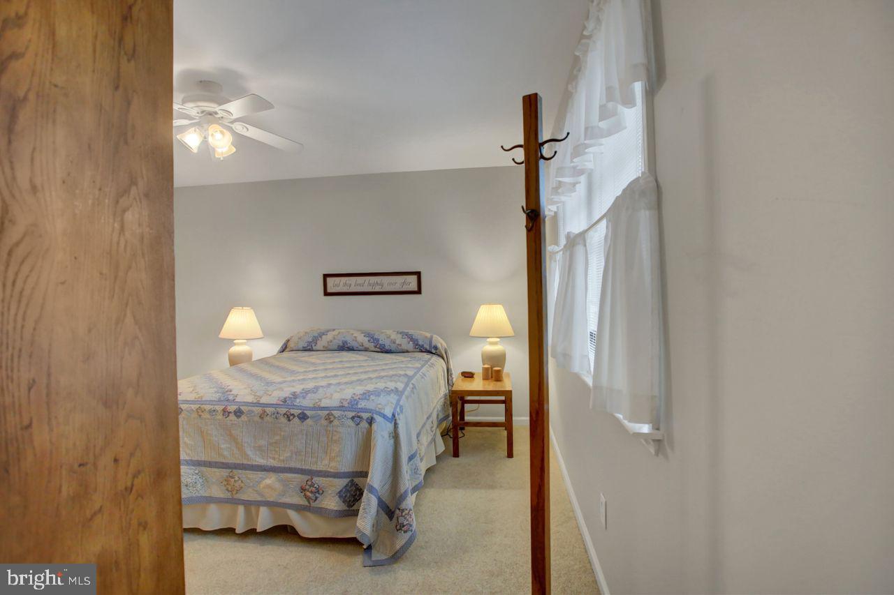 HAMPTON HILLS - Residential