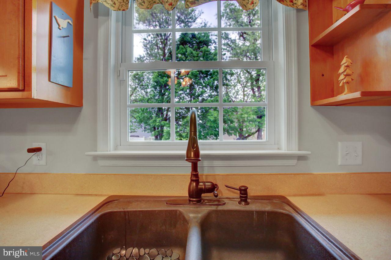 HAMPTON HILLS - Residential