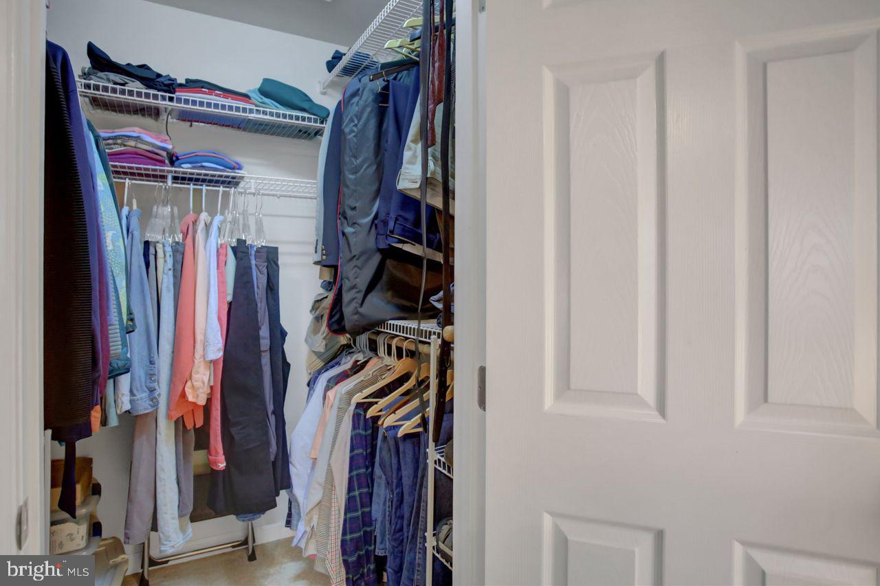 HAMPTON HILLS - Residential