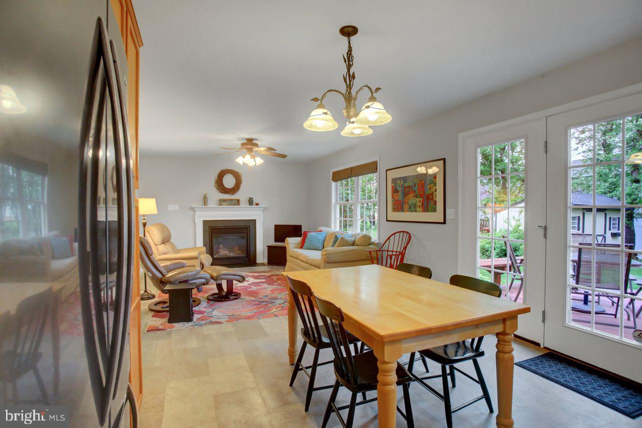 HAMPTON HILLS - Residential