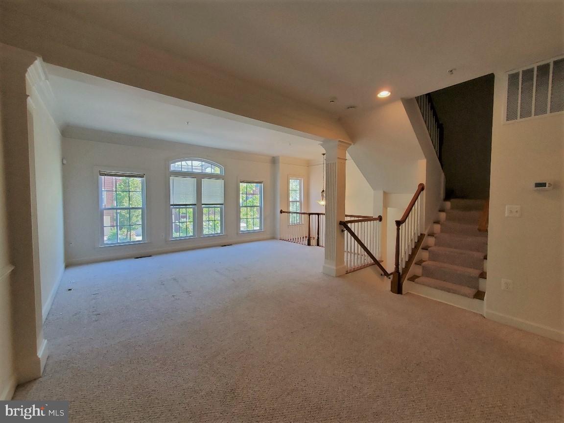 MONTGOMERY WHITE OAK - Residential Lease