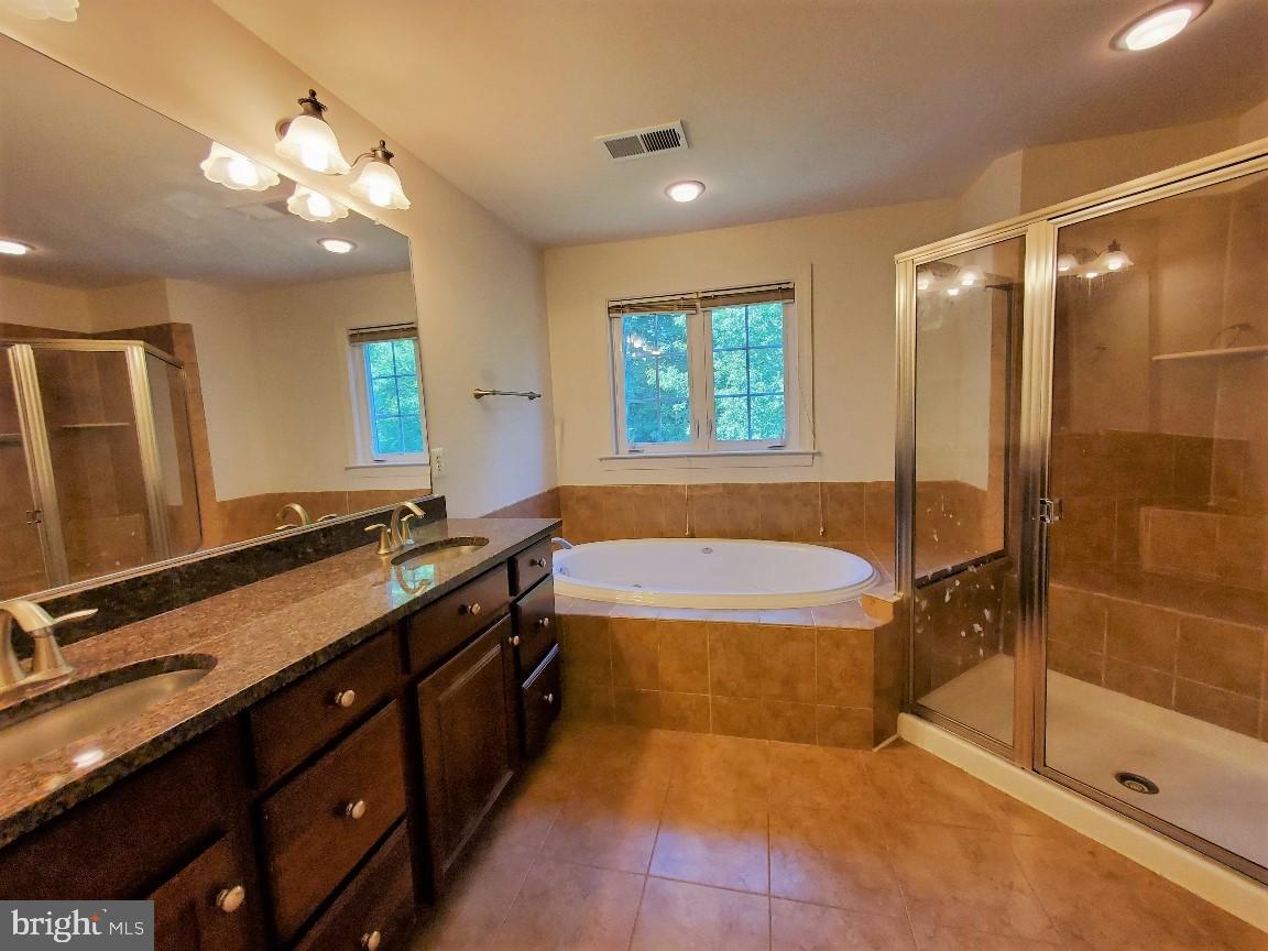 MONTGOMERY WHITE OAK - Residential Lease