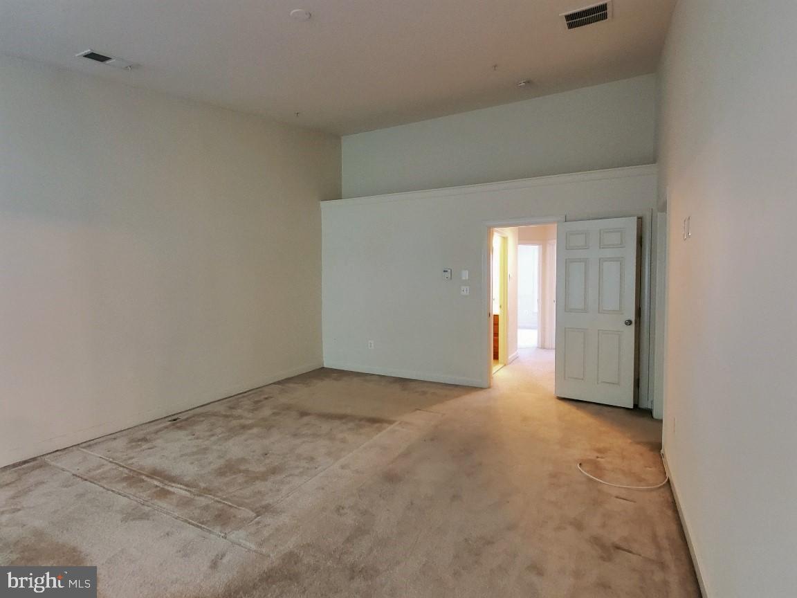 MONTGOMERY WHITE OAK - Residential Lease