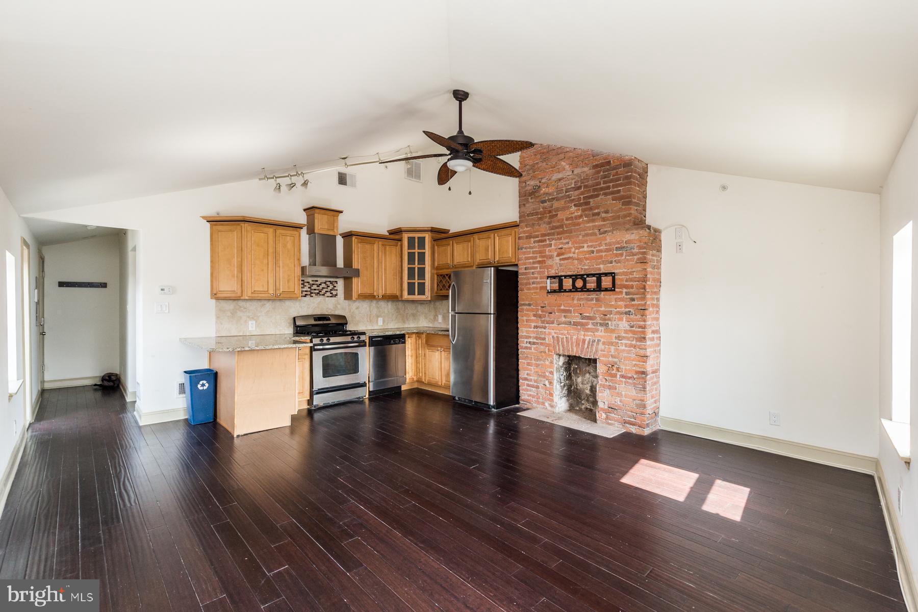 FISHTOWN - Residential Lease