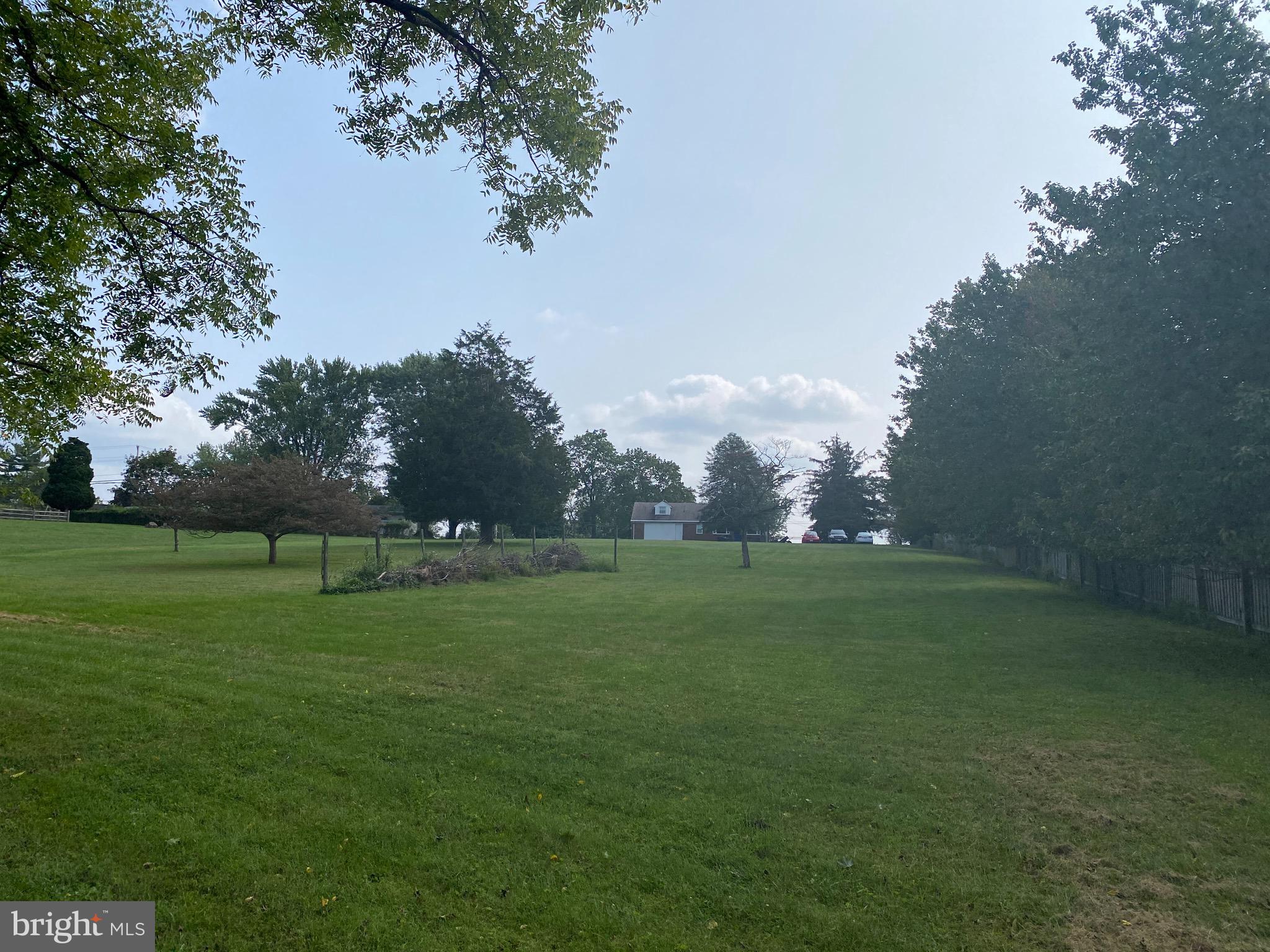 HOLLIFIELD - Residential