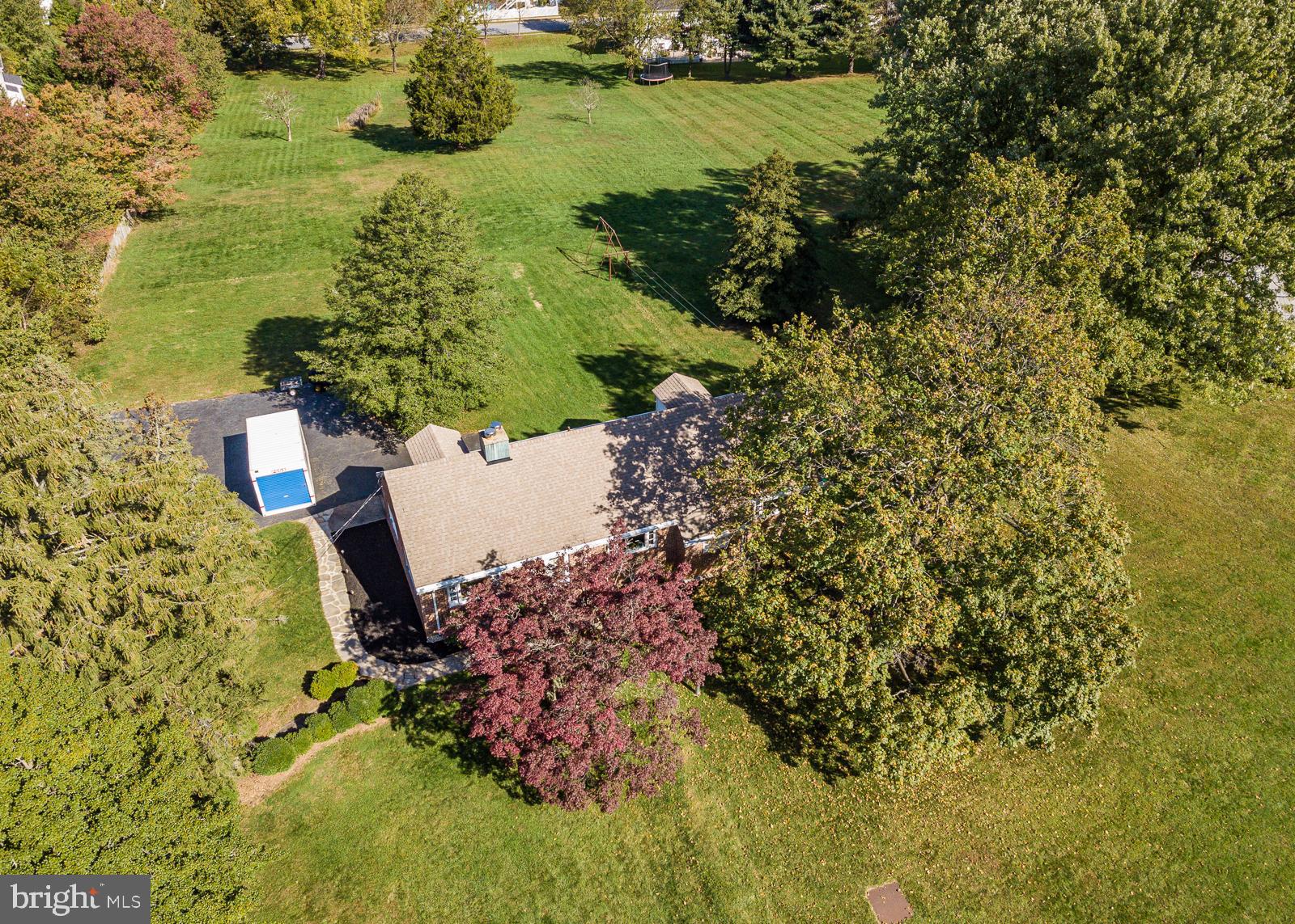 HOLLIFIELD - Residential