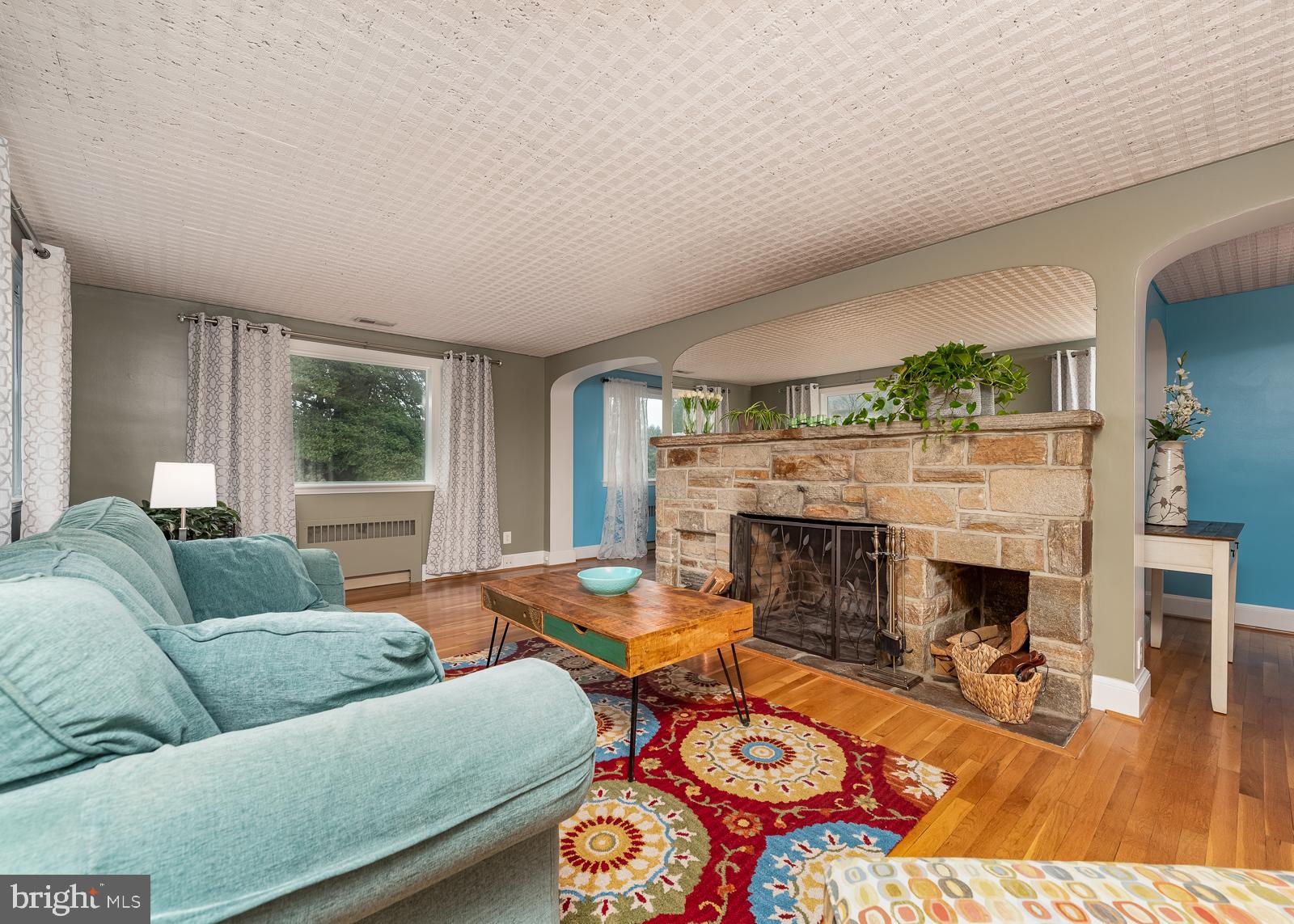 HOLLIFIELD - Residential