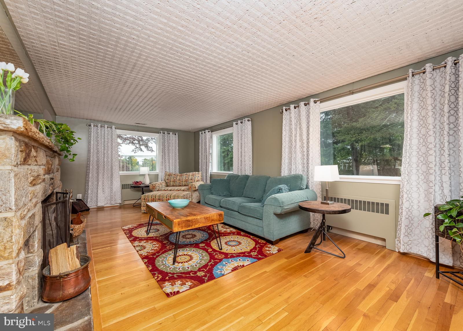 HOLLIFIELD - Residential