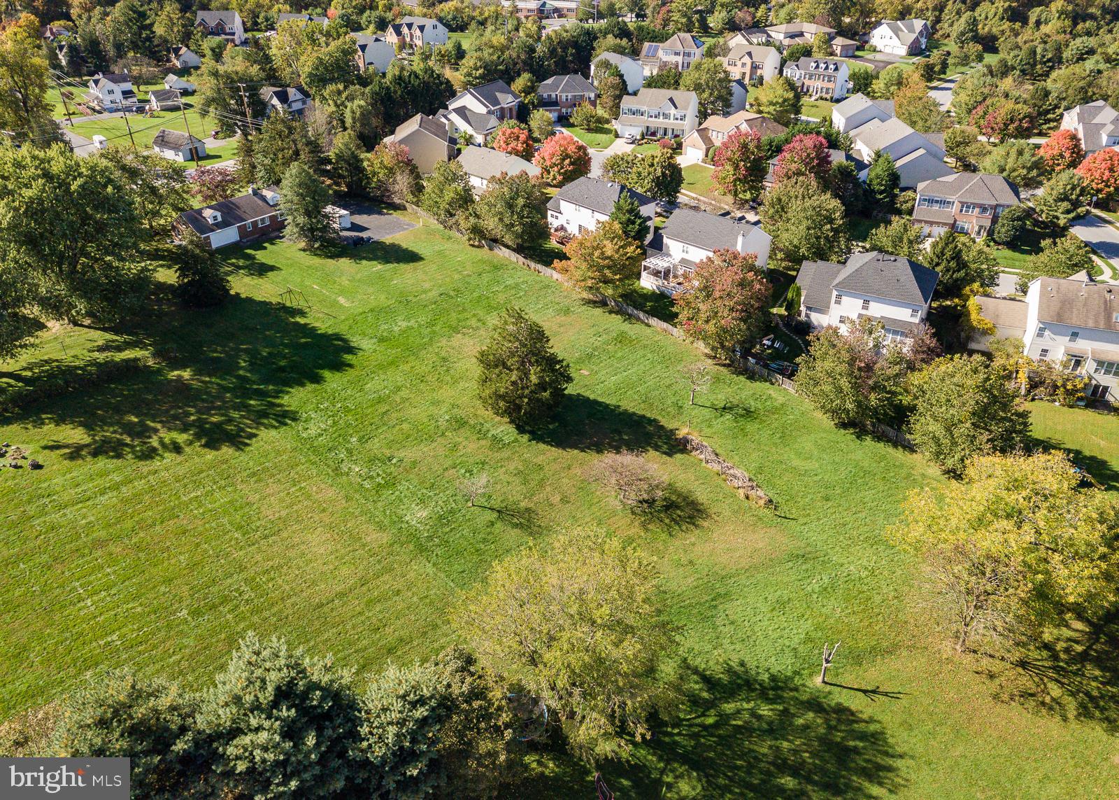 HOLLIFIELD - Residential