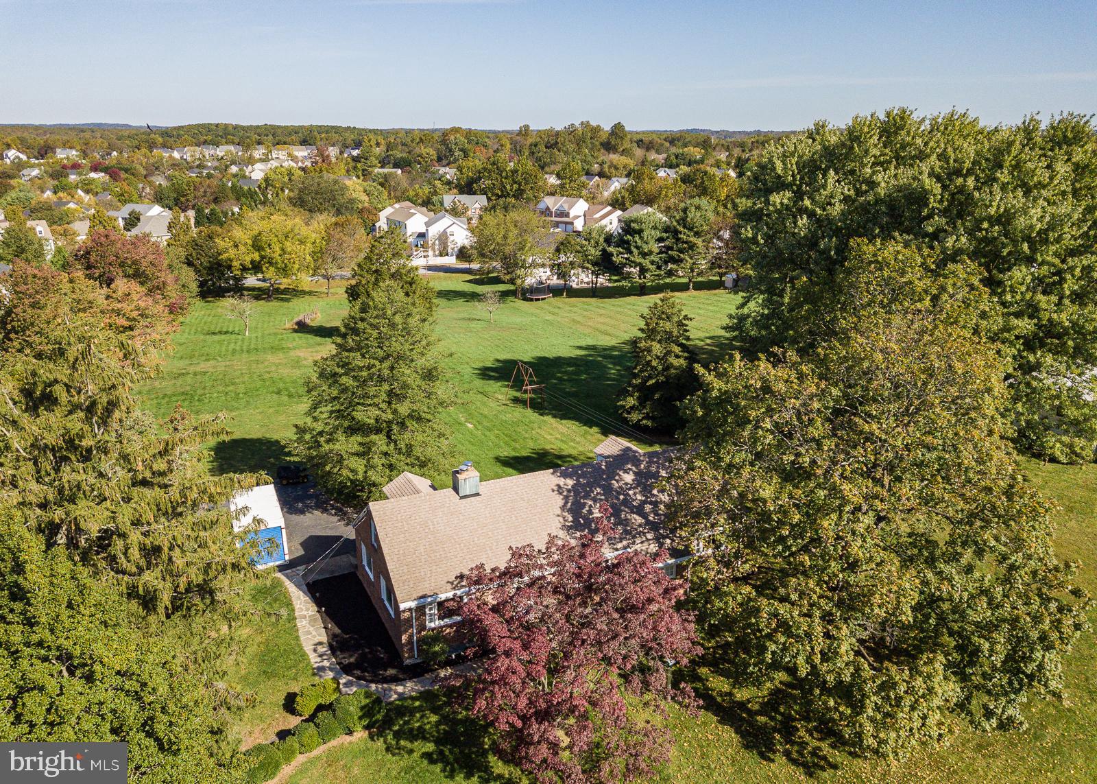 HOLLIFIELD - Residential