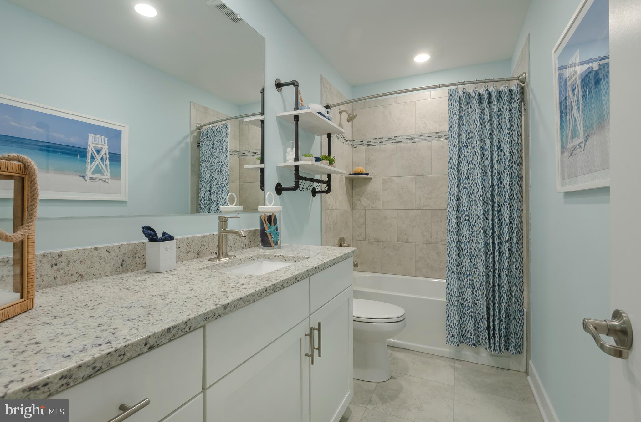 SEA OAKS VILLAGE - Residential