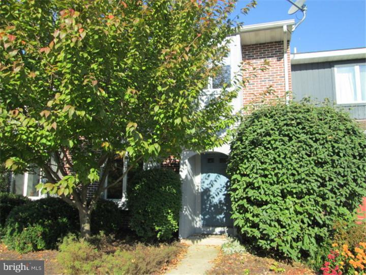 ROSEWOOD GLEN - Residential