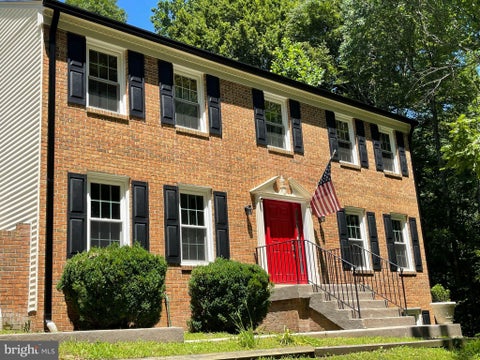 Photo of 8104 Whitting Drive, MANASSAS, VA 20112 (MLS # VAPW2130616)