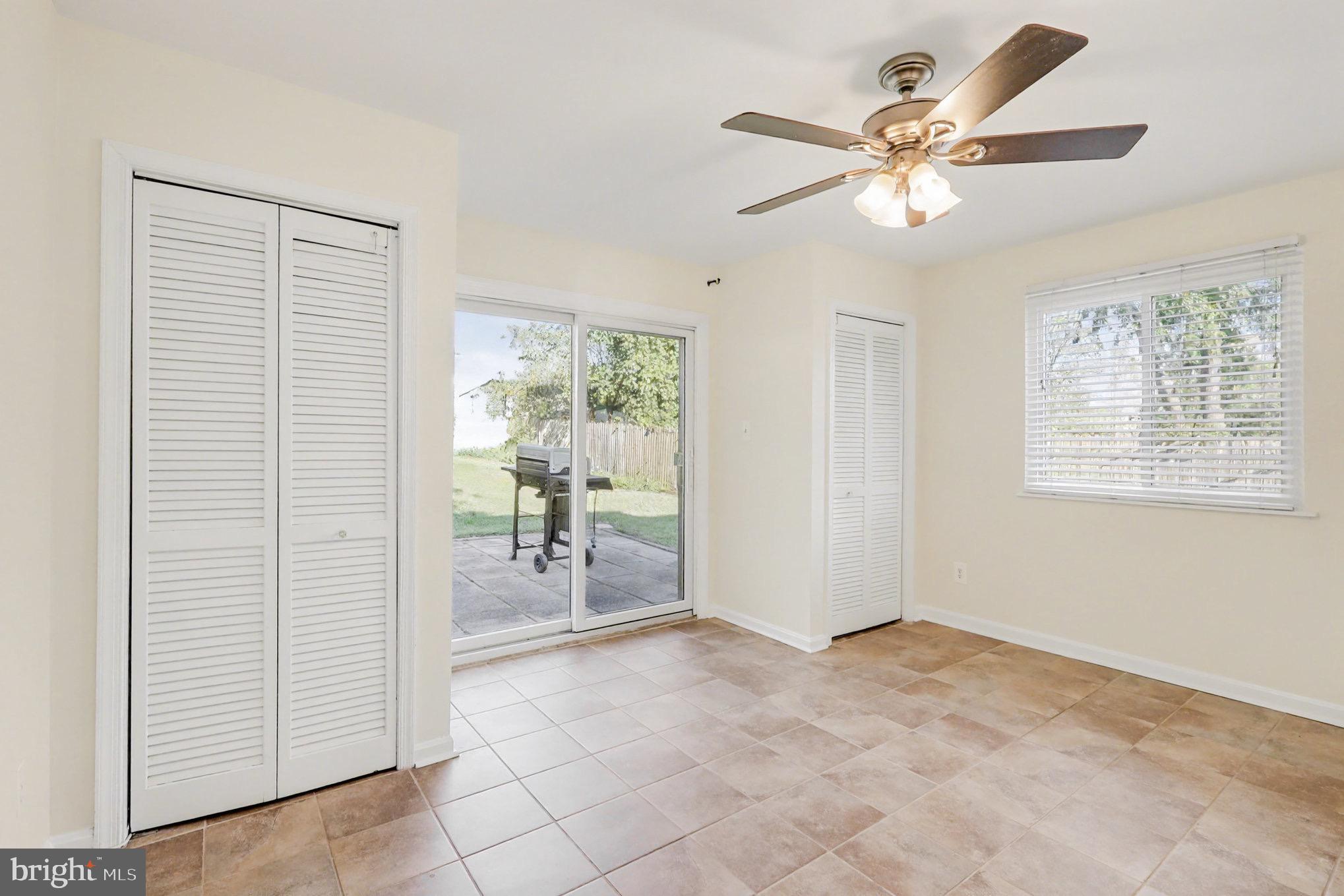 HUNTINGTON - Residential Lease