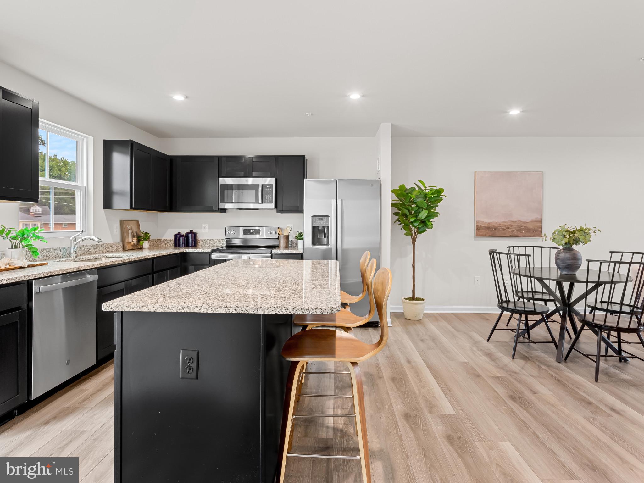 PIENTANZA WOODS - Residential