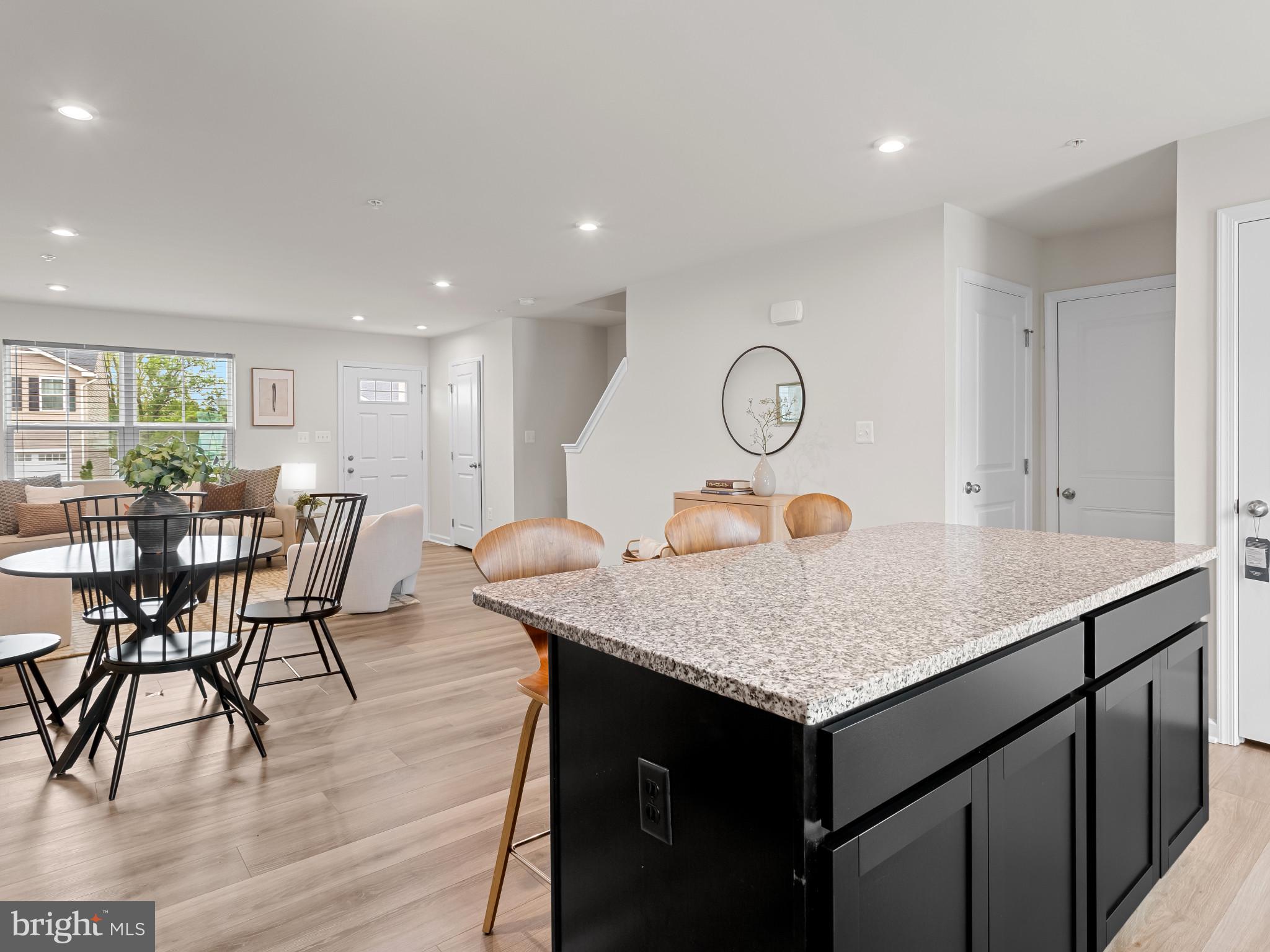 PIENTANZA WOODS - Residential